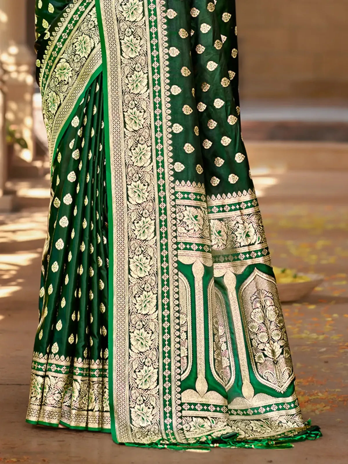Vaishnavi Silk Saree - TARANI