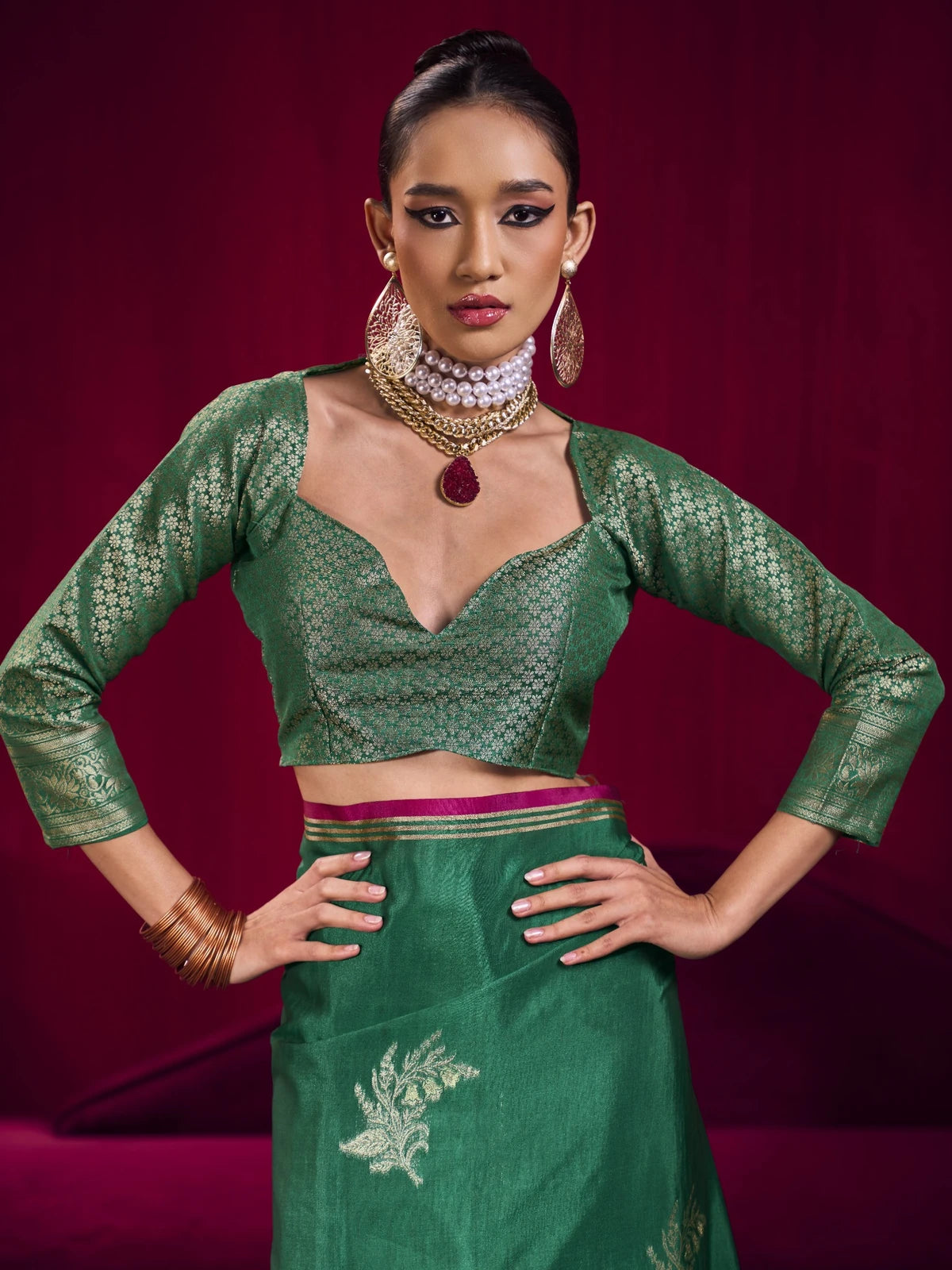Tarani green satin linen handloom weaving silk saree upper body blouse detailing view