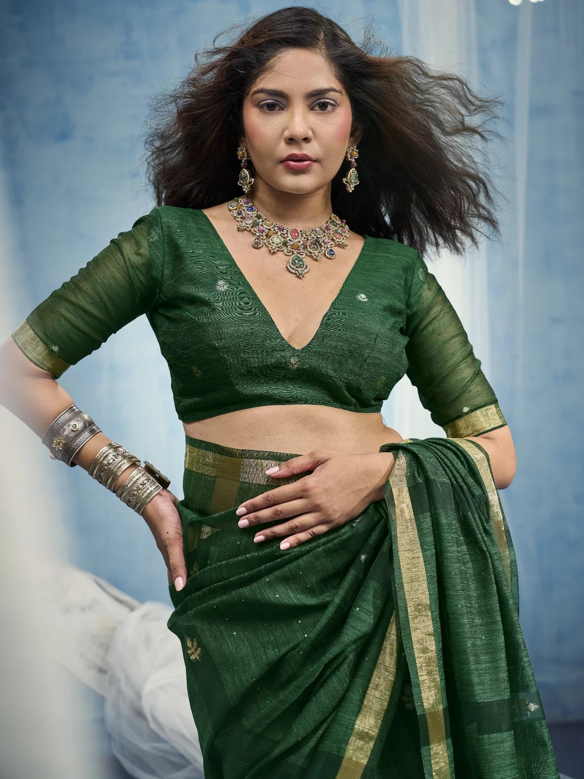 Tarani green Pure Munga Silk Handloom saree upper-body-view with organza pallu and weaving border