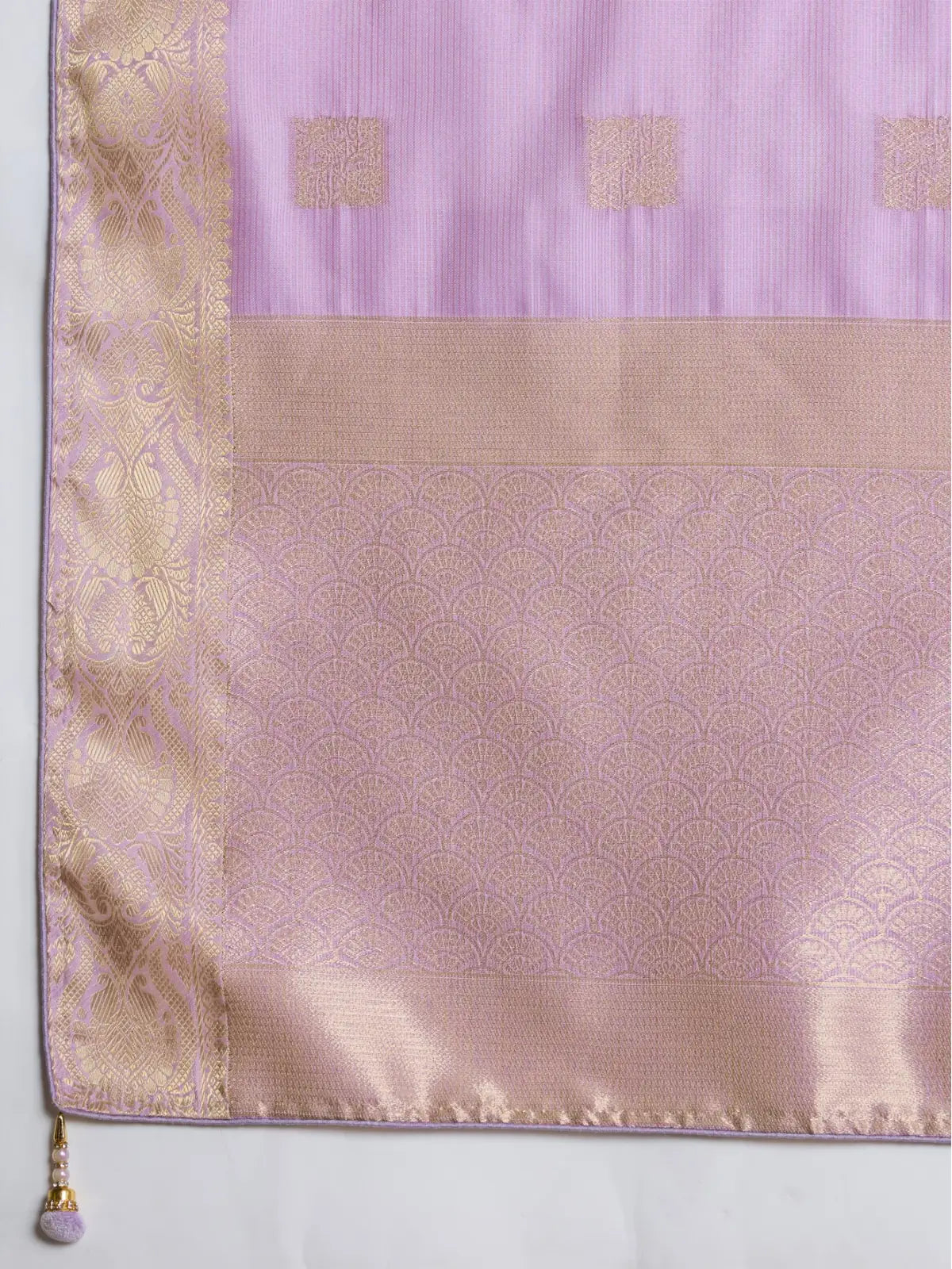 Tarani lavender silk saree fabric texture and golden woven patta closeup view