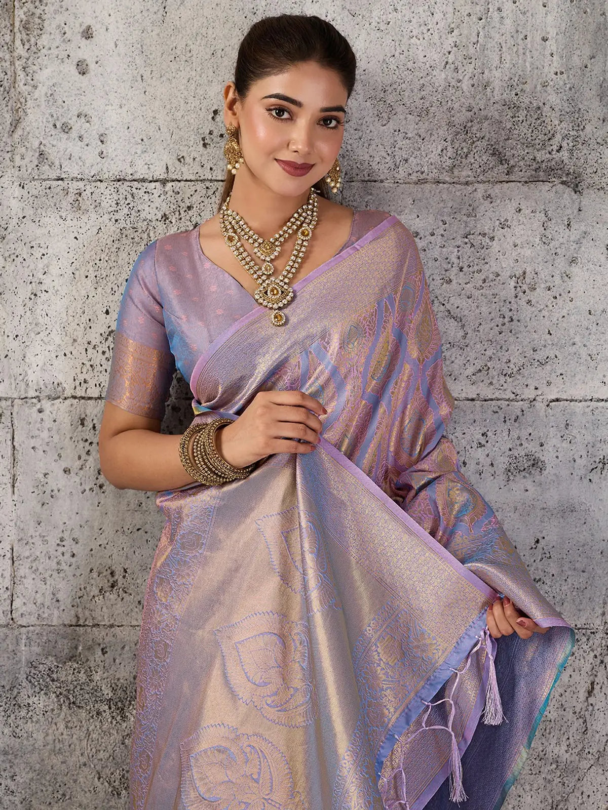 Tarani Suhani lavender Kanjivaram silk blend saree front view with rich gold zari woven design