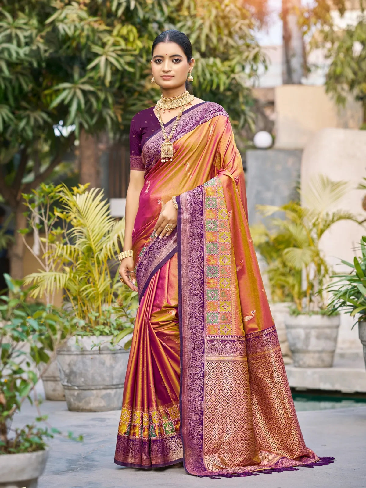 Tarani magenta soft silk saree with zari woven border full view for wedding and festive wear