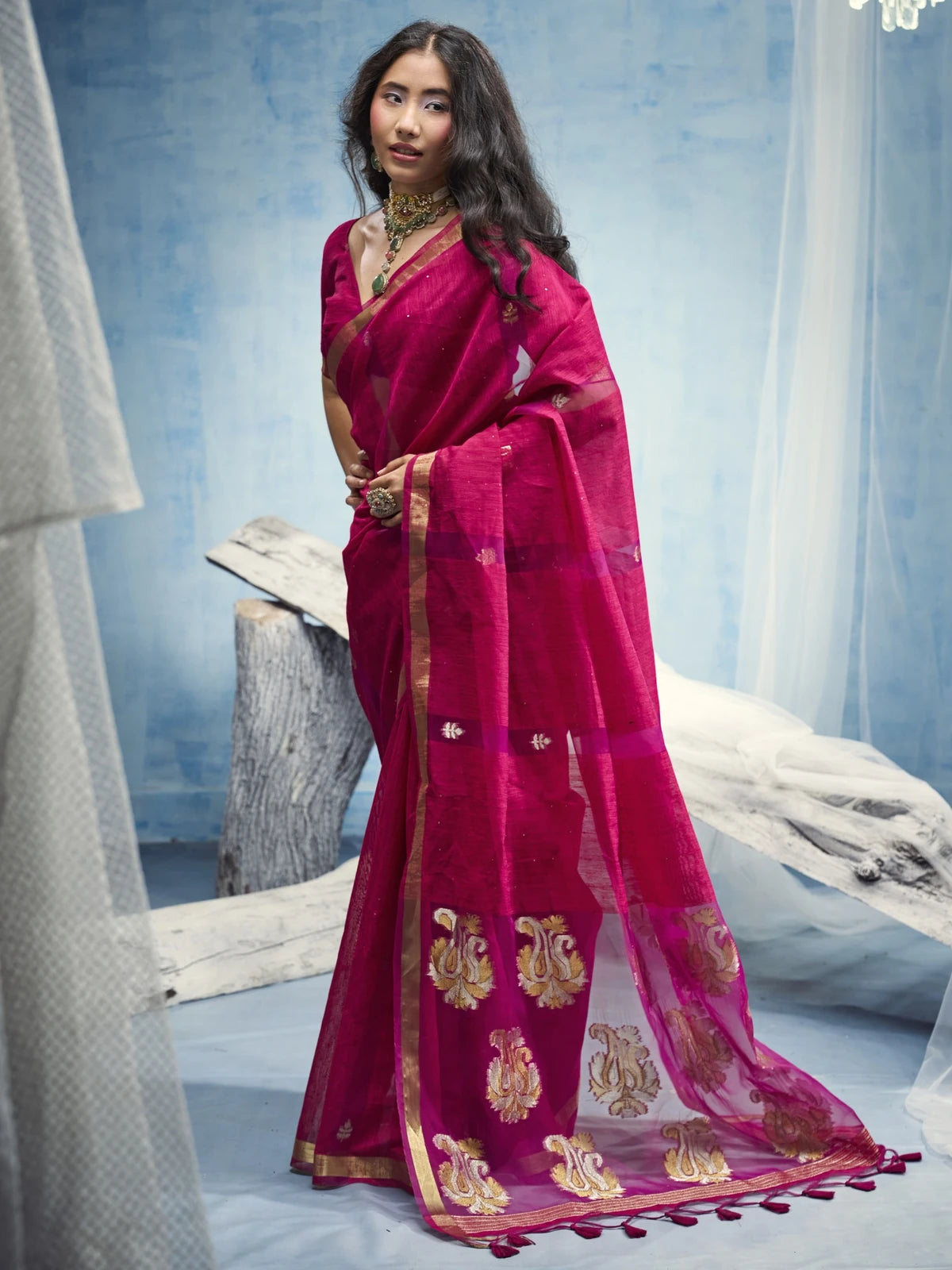 Tarani Pure Munga Silk Handloom magenta saree with organza pallu full view