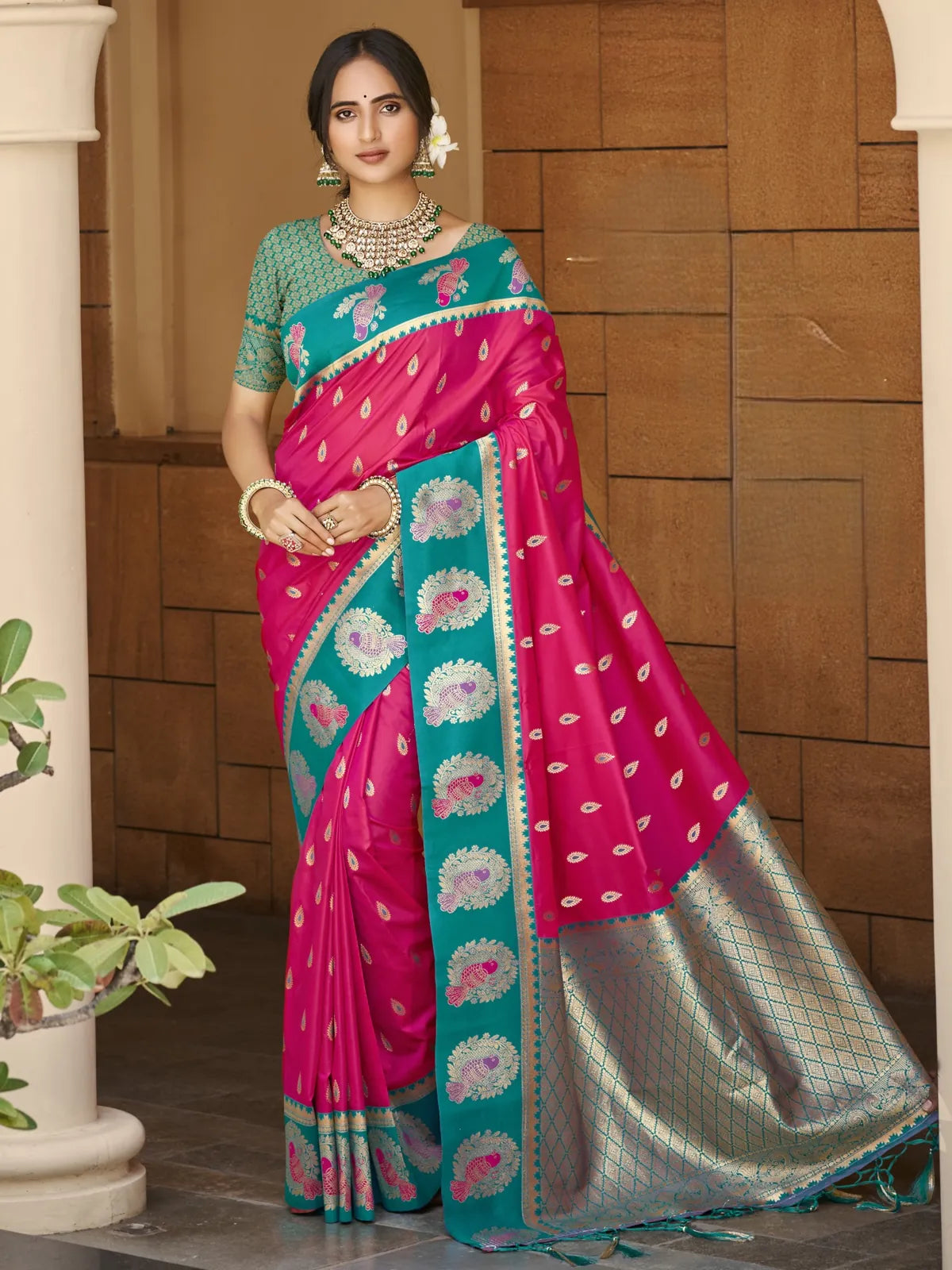Tarani pink silk saree with green blouse and golden zari, full front view