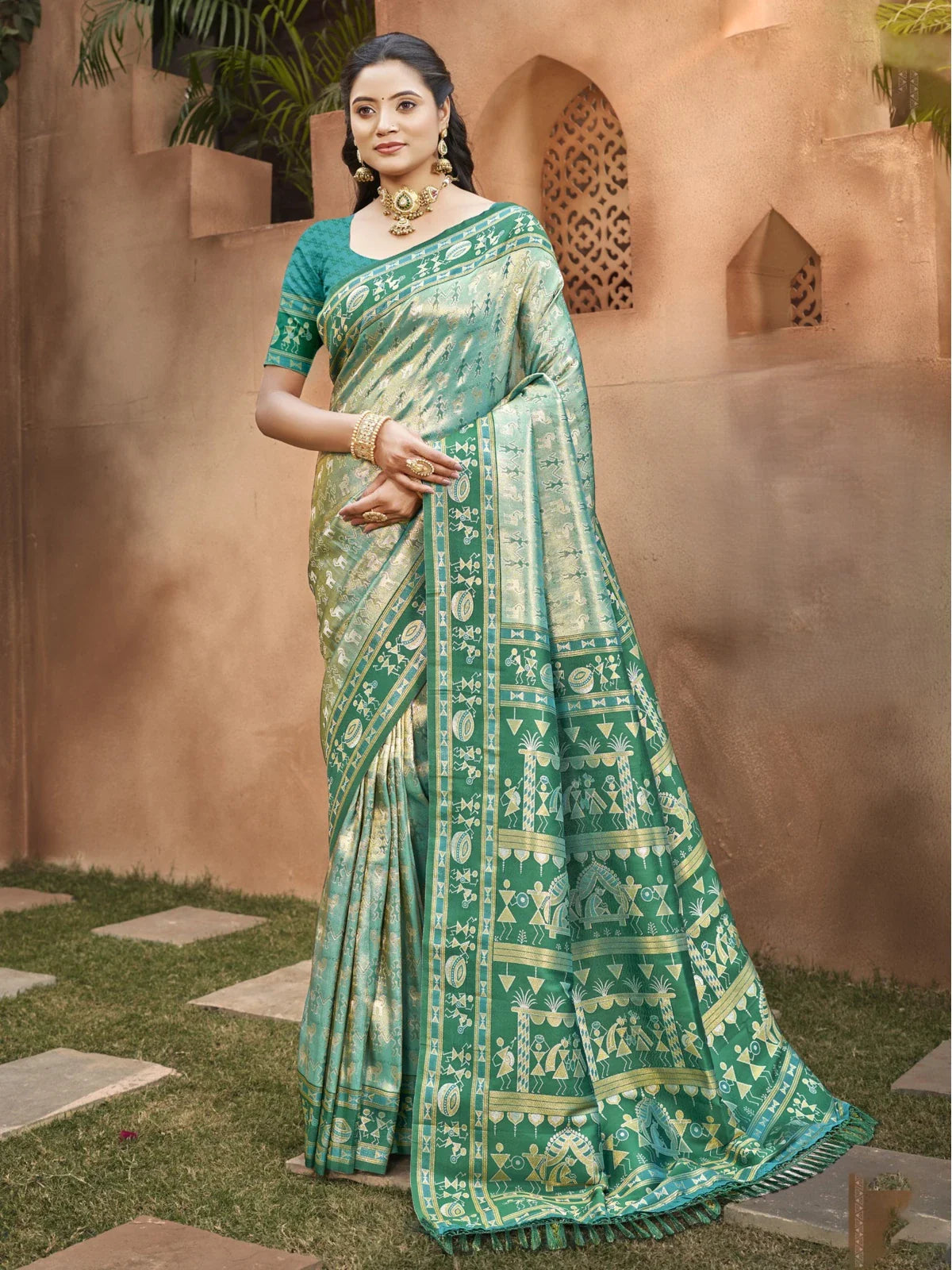 Tarani sea green kanjivaram silk saree full view with traditional zari design for festive wear