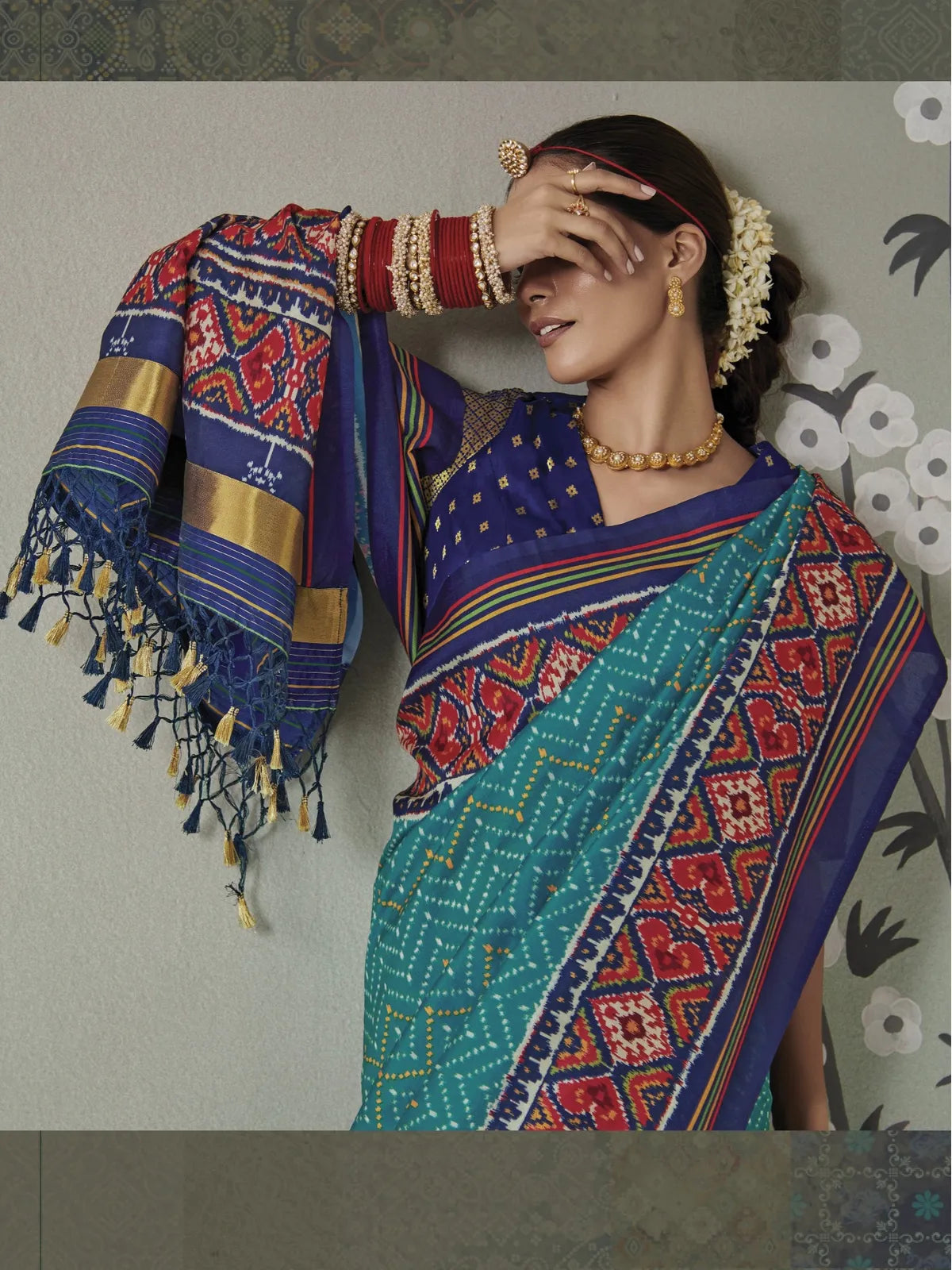 Tarani green Tusser silk saree with kalamkari print upper body view styled with jewellery