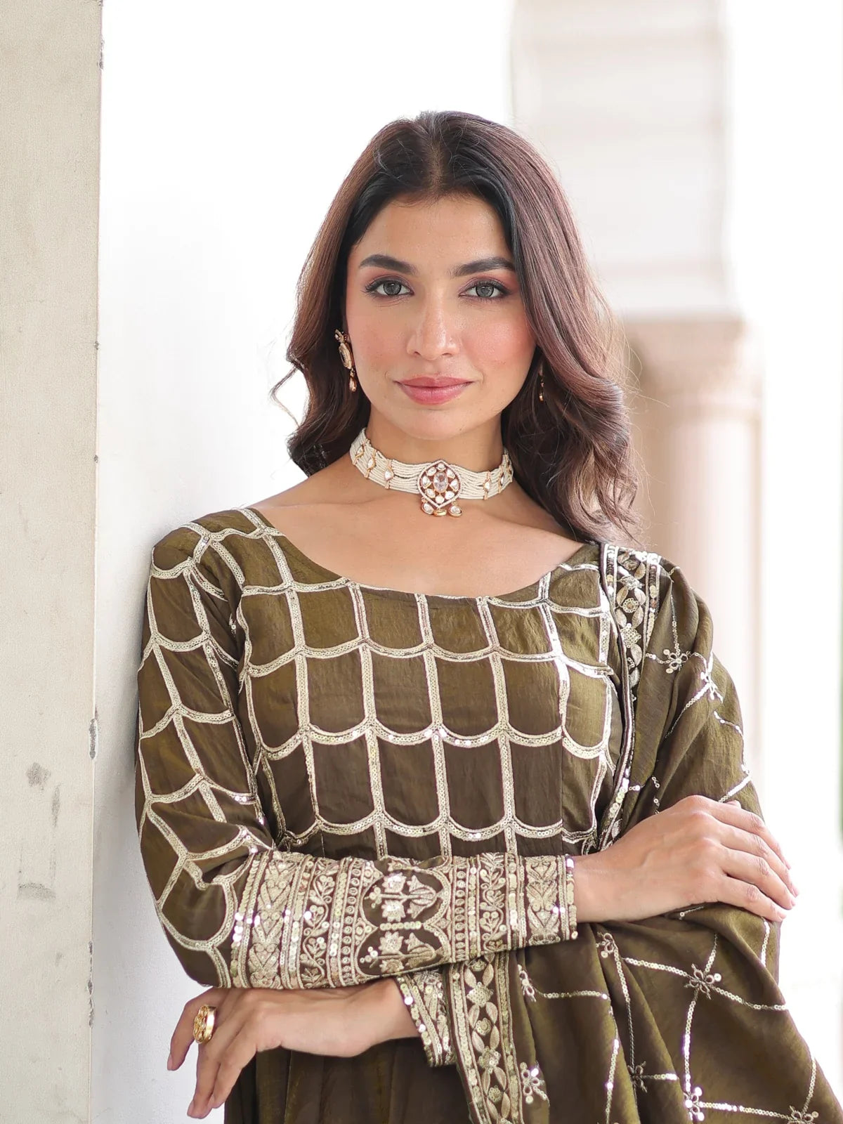 Tarani vichitra green gown upper body closeup with mirror embroidery and choker style