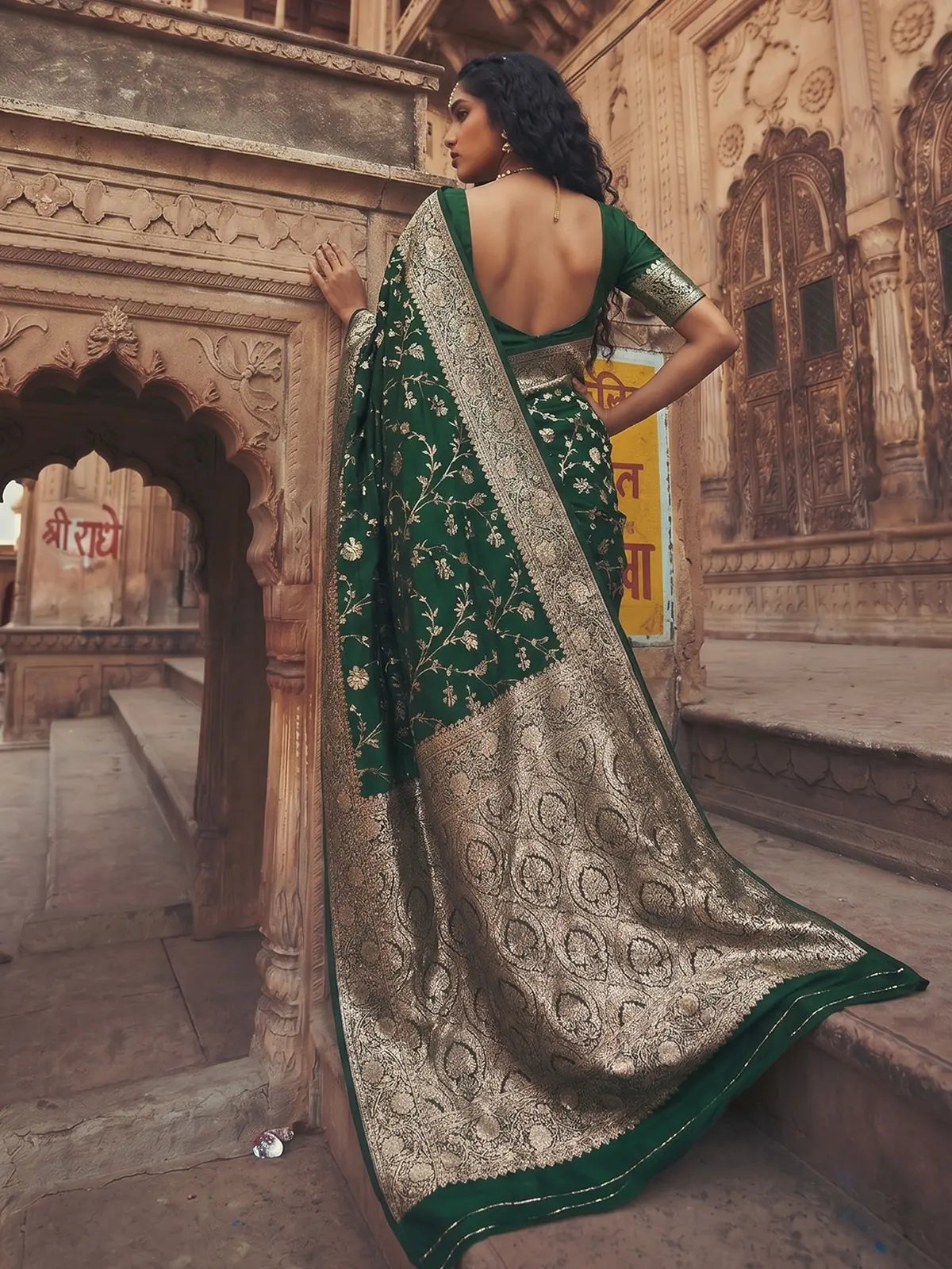 Tarani Surekha green Art Silk saree back blouse style with rich zari woven pallu back view