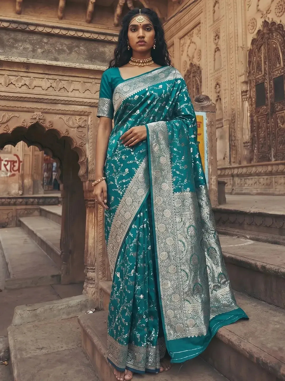 Tarani Kanika teal Art Silk saree with rich zari weaving heavy border and elegant pallu front view