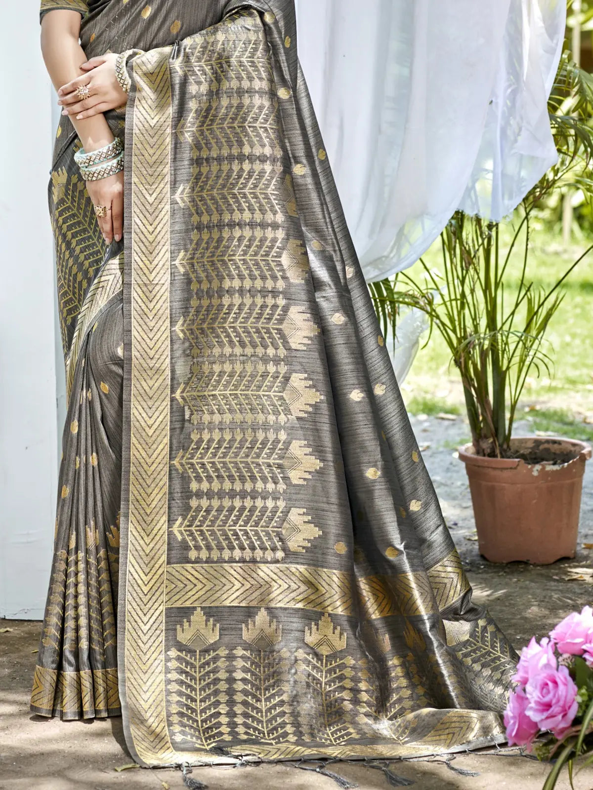 Tarani premium Assam silk saree grey color detailed pallu design festive wear