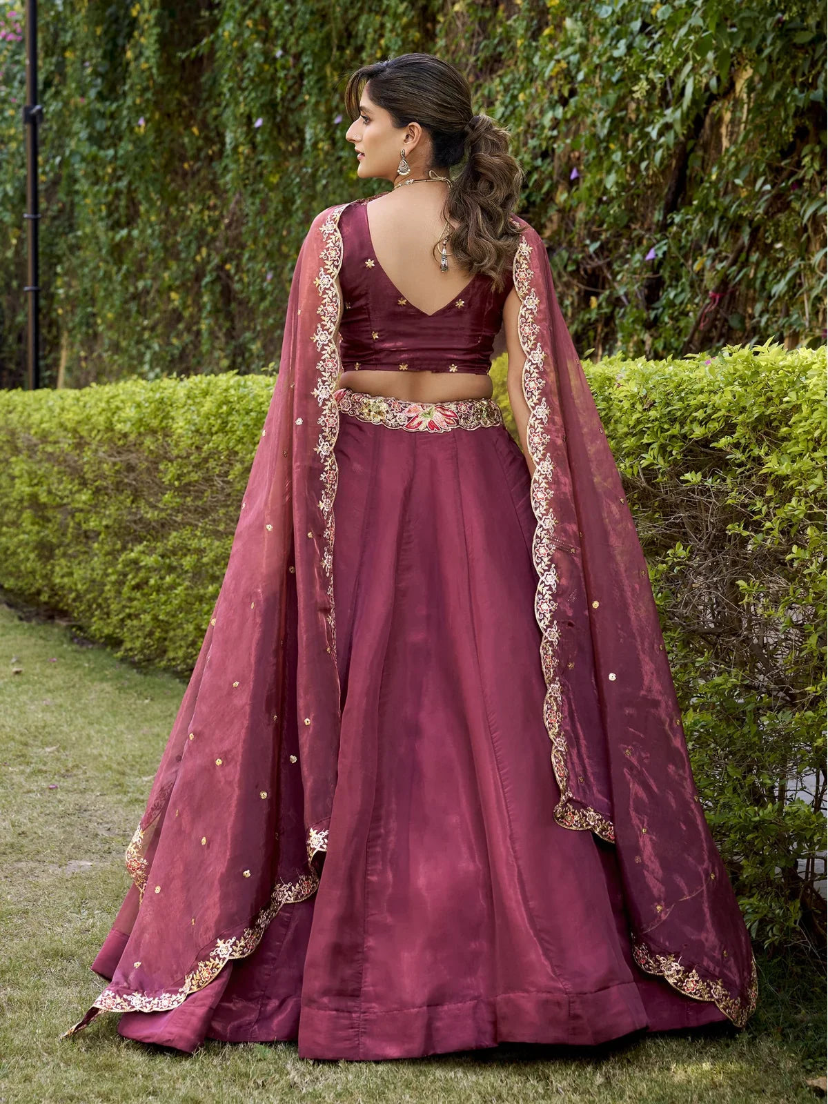 Back view of Tarani Chanda Silk lehenga with deep neckline and embroidered dupatta – Prachika