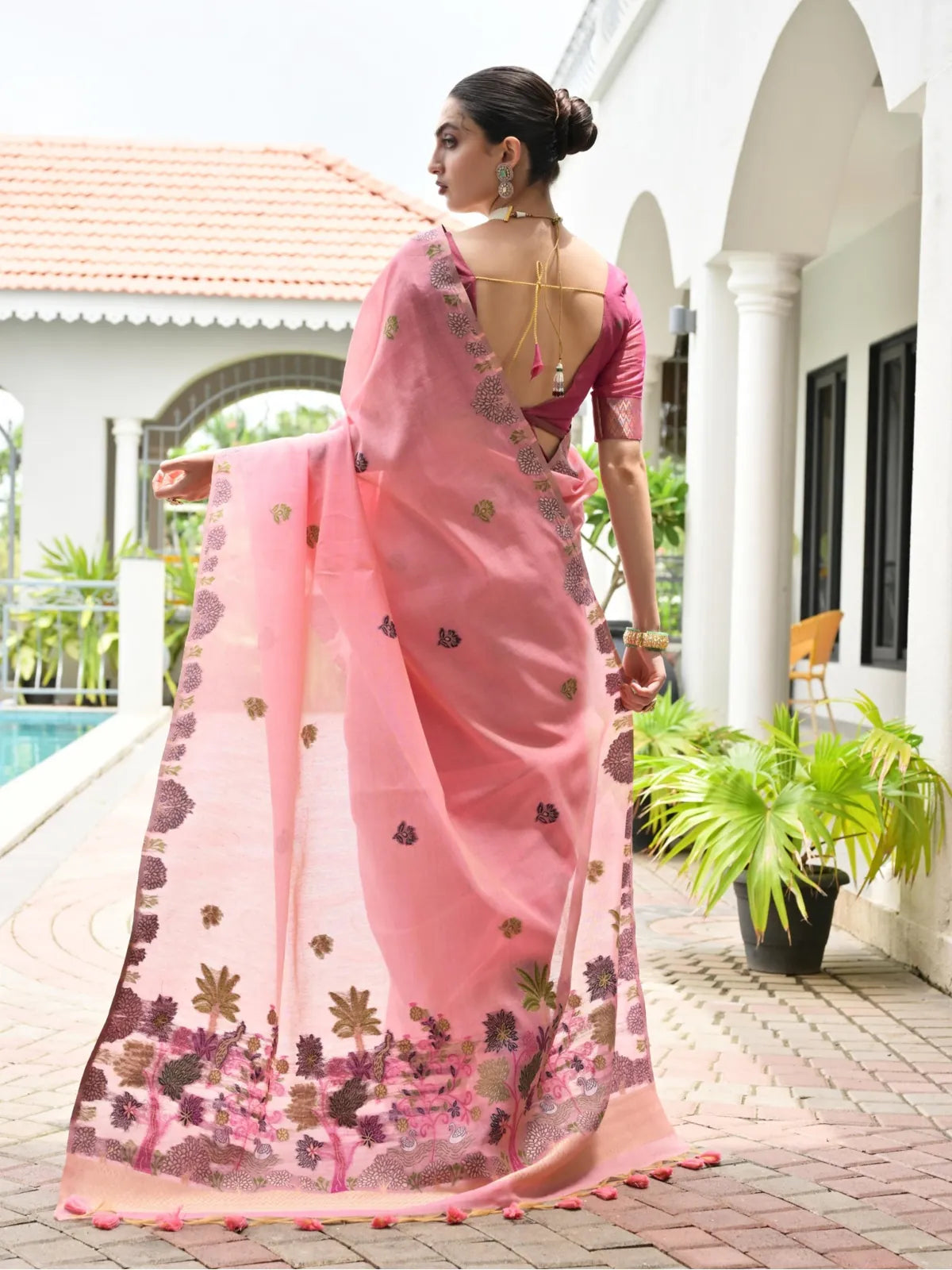 Tarani ishmita Pink Chanderi saree drape detail view for festive party and wedding wear