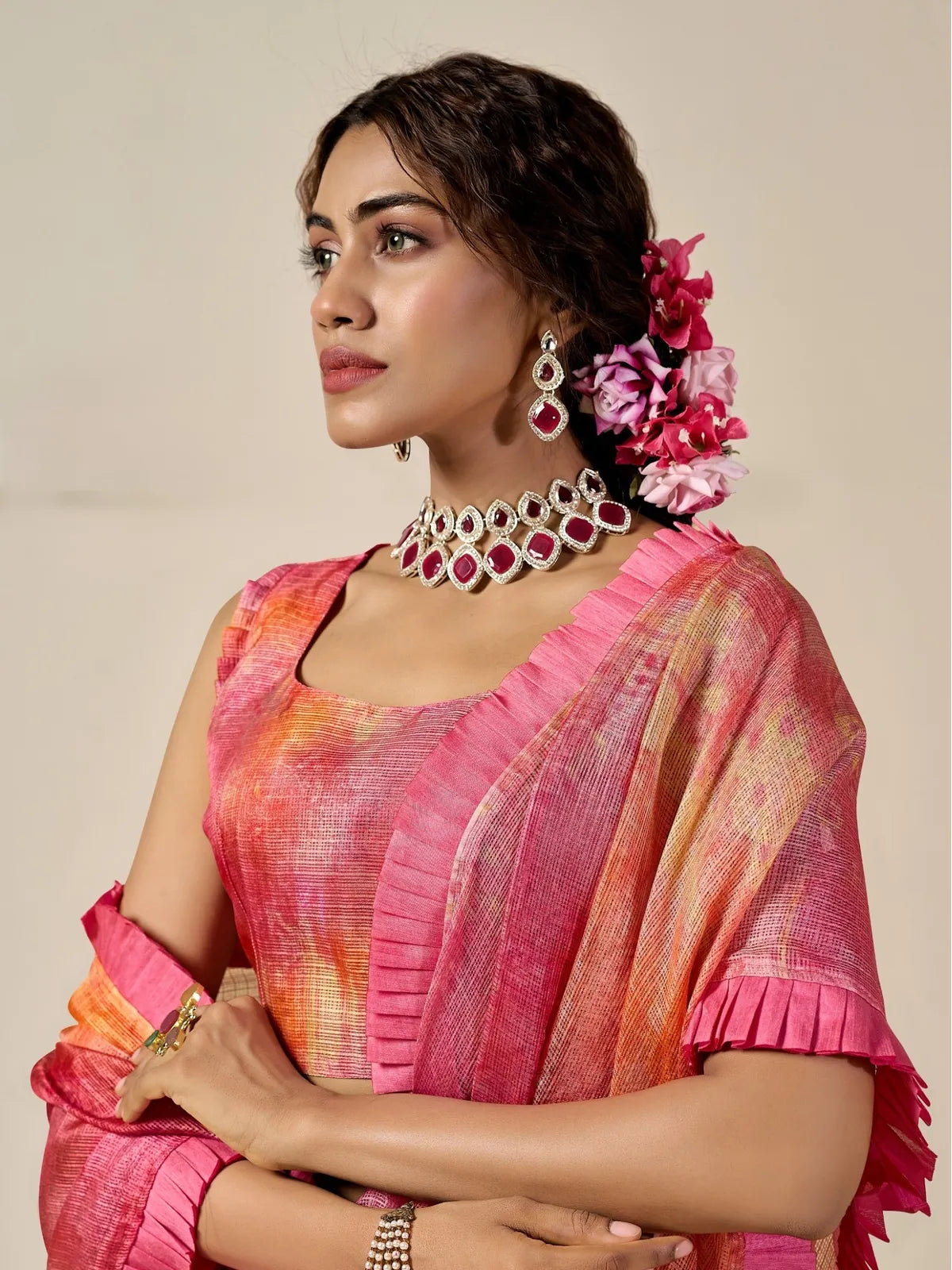 Tarani pink cotton blend saree close-up upper body view showing blouse and pleated border