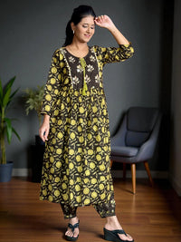 Floral Printed Pure Cotton Kurta With Salwar