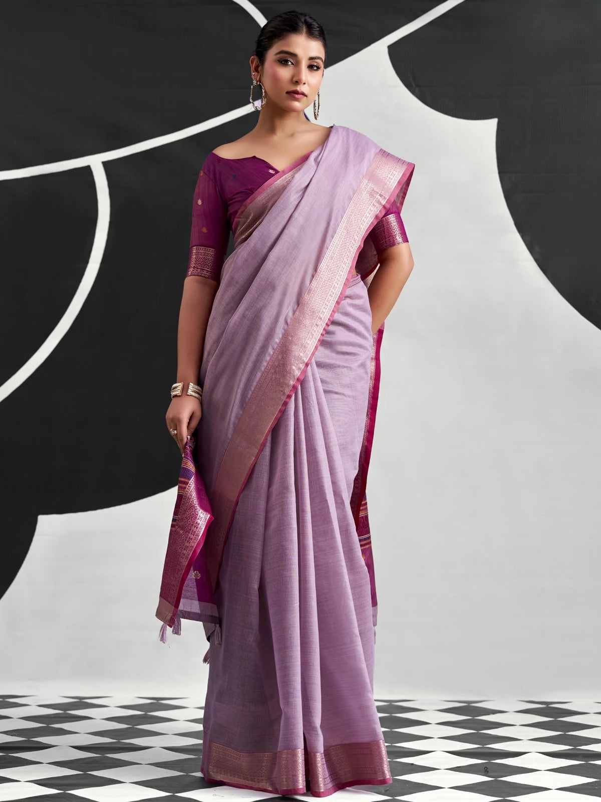 Tarani lavender cotton modal saree full front view with woven contrast pallu and matching blouse