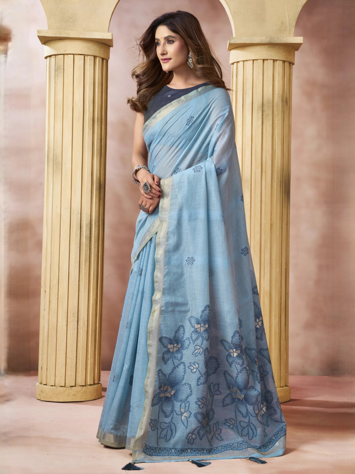 Tarani Lekha blue cotton saree with floral pallu border and tassels view