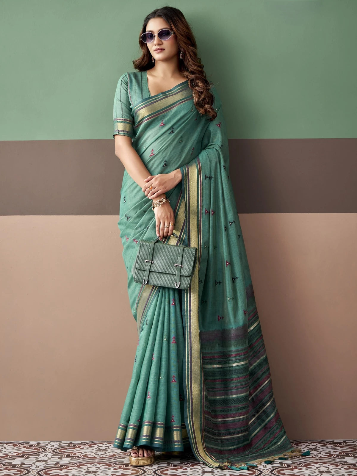 Tarani Vedanti premium green cotton weaving saree full view with blouse