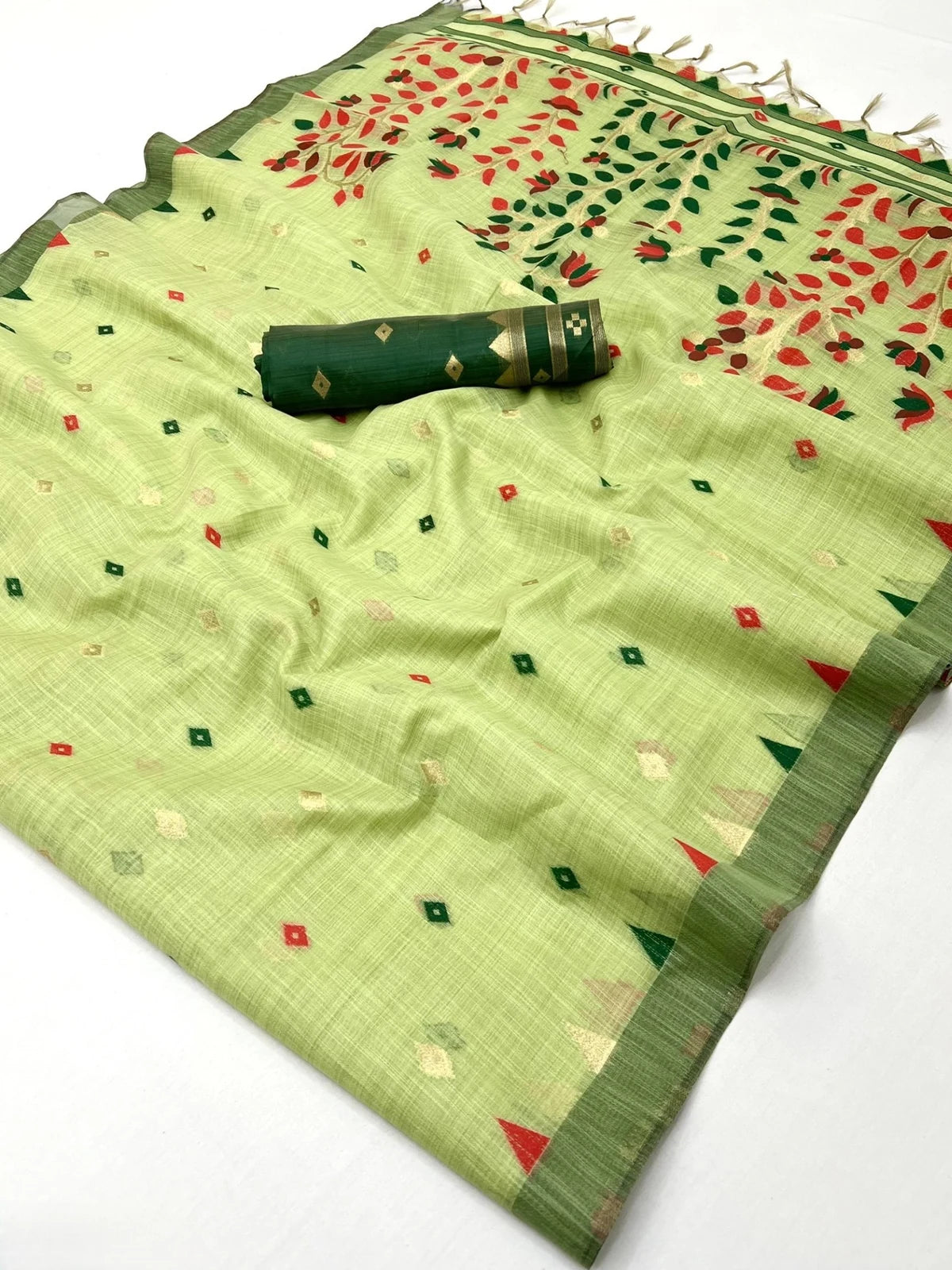 Tarani soft cotton Jamdani style light green saree pallu-view with matching blouse Grishma