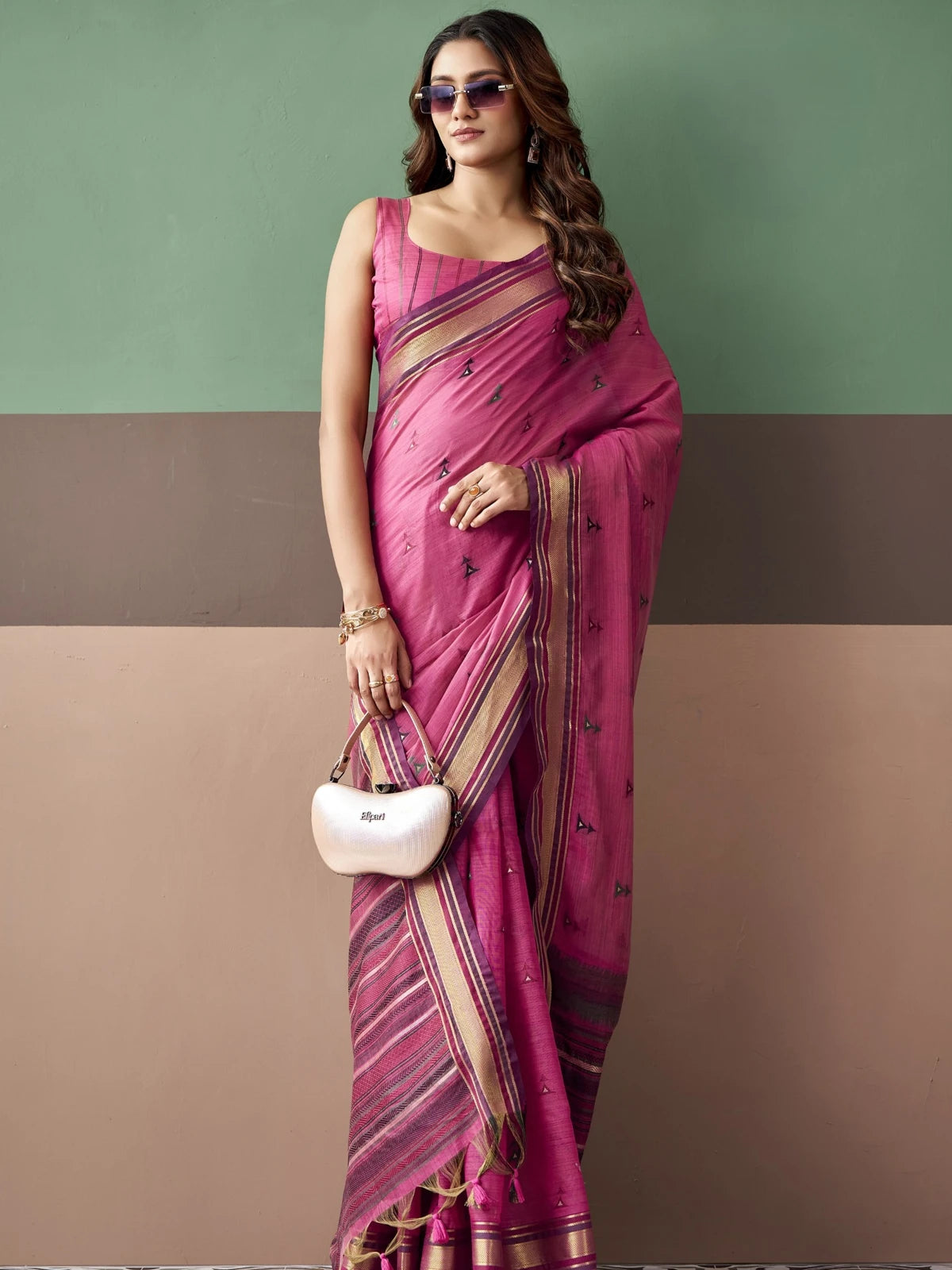 Tarani magenta cotton weaving saree elegant front pose with woven pallu