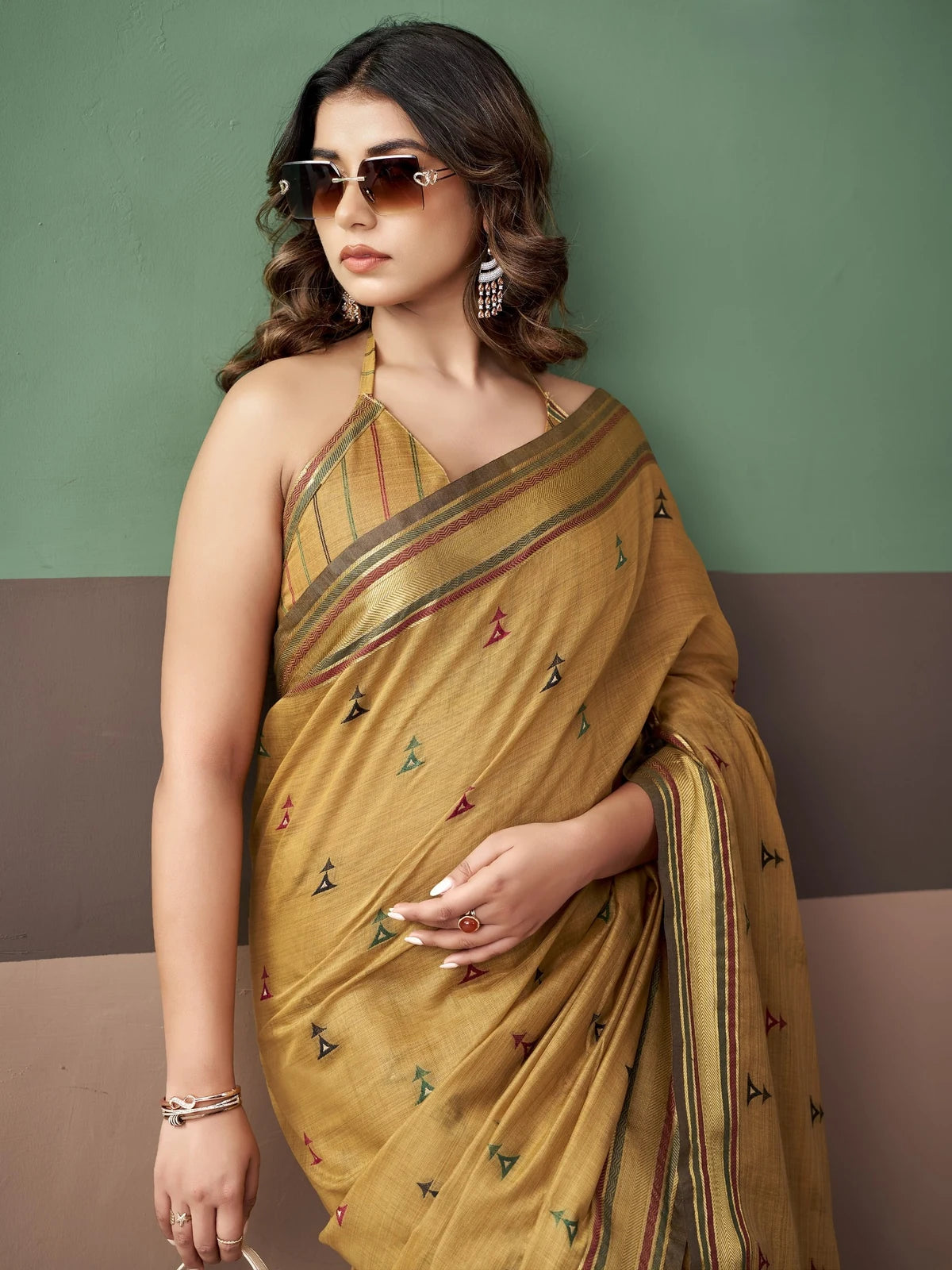 Tarani premium mustard cotton weaving saree closeup-view