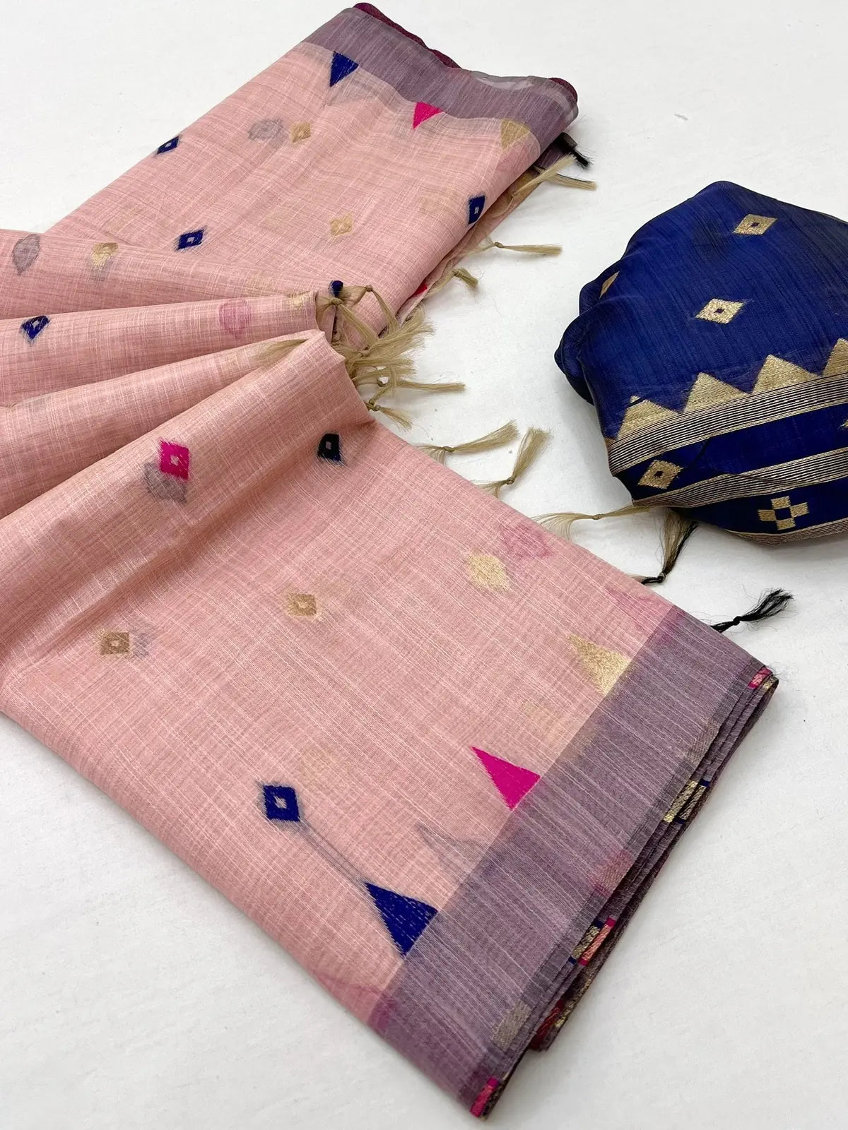 Tarani soft cotton Jamdani style peach saree with blouse closeup view