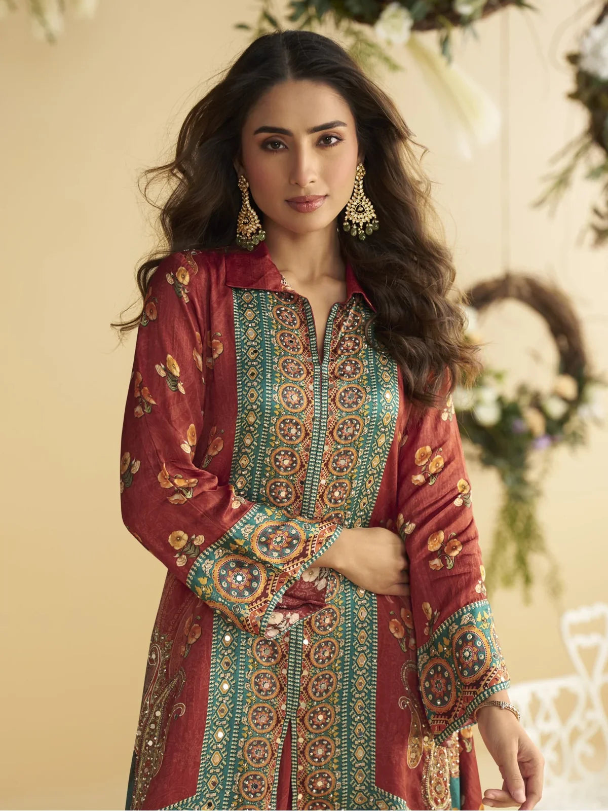Tarani maroon crape silk co-ord set upper body closeup of kurta design