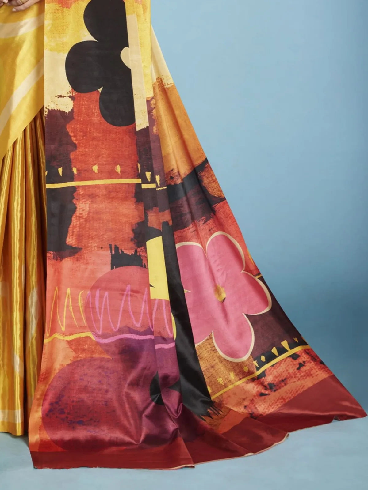 Tarani mustard crepe silk saree party wear pallu-view Suramikavati