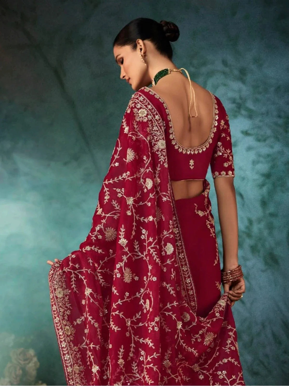 Tarani darshana Maroon Georgette saree drape detail view for festive party and wedding wear