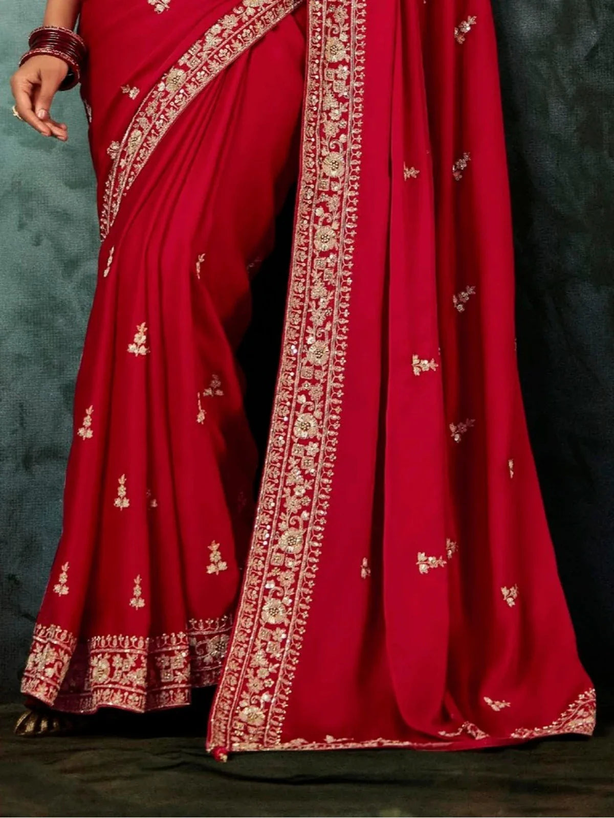 Tarani aishwita Red Georgette saree close up view for festive party and wedding wear