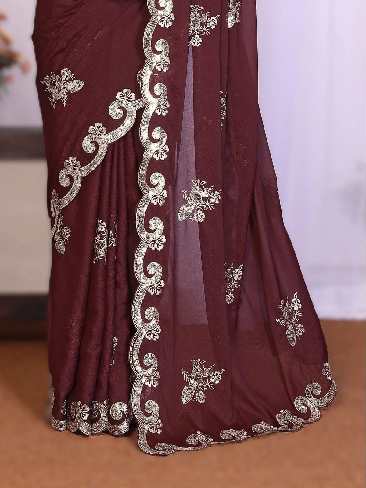 Tarani vijayalita Maroon Georgette saree close up view for festive party and wedding wear