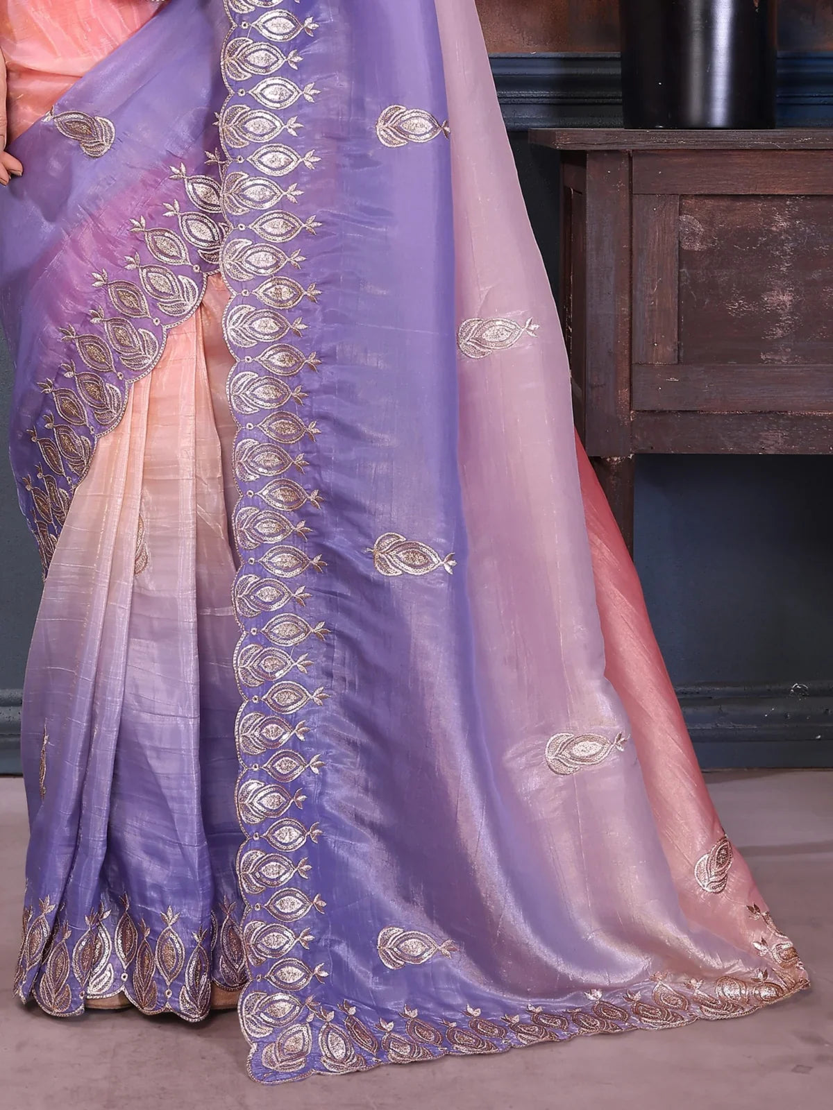 Tarani gold crush silk saree pallu embroidery detailing in pink purple gradient