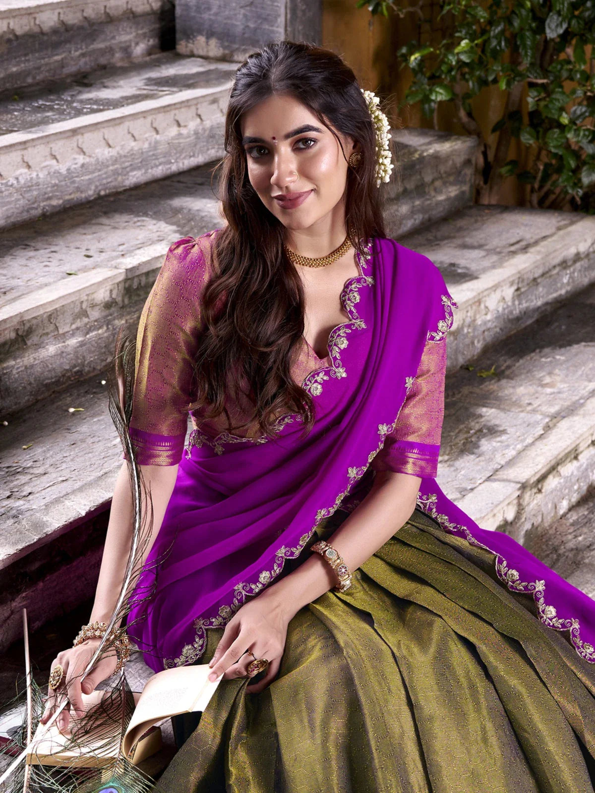 Tarani lehenga close-up of zari blouse and dupatta with delicate gajra hair styling