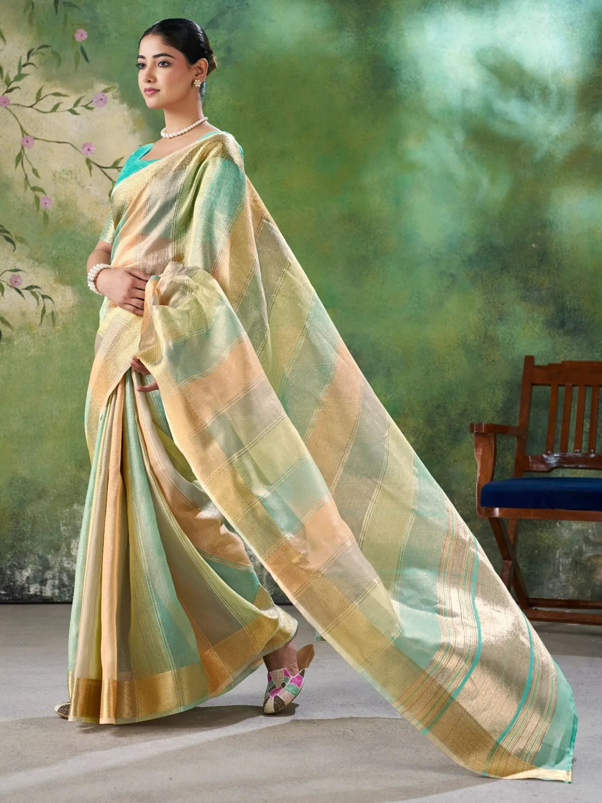 Tarani Alpana mint green soft linan cotton silk saree side profile with elegant zari weave
