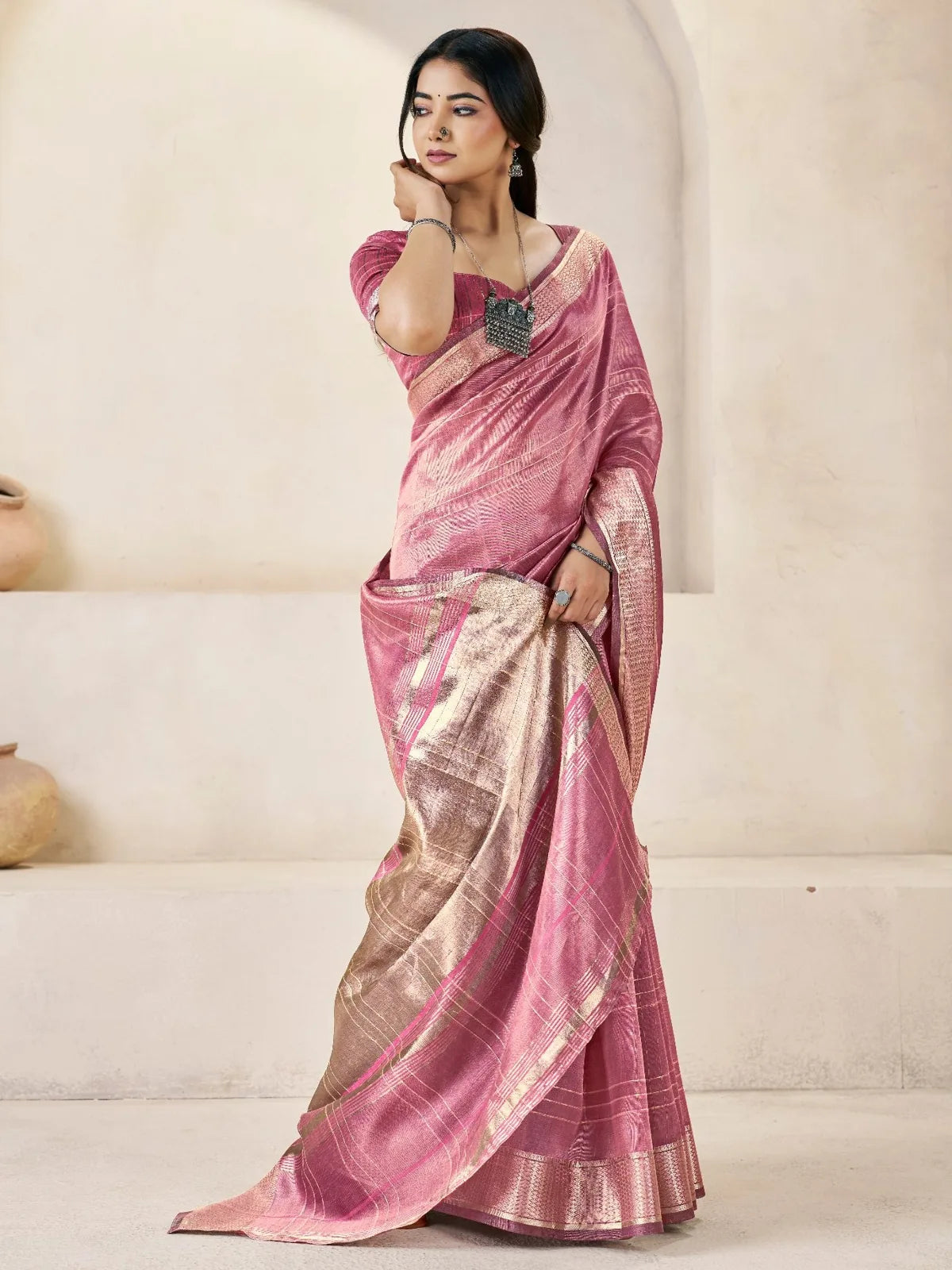 Tarani Garvita pink linen cotton silk saree front pose with zari woven elegance