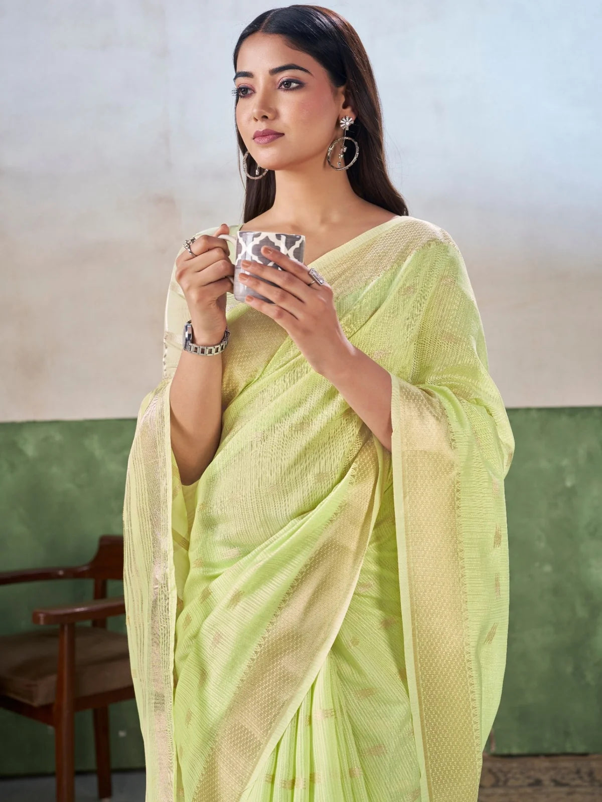 Tarani Navya closeup view highlighting soft texture and zari detailing