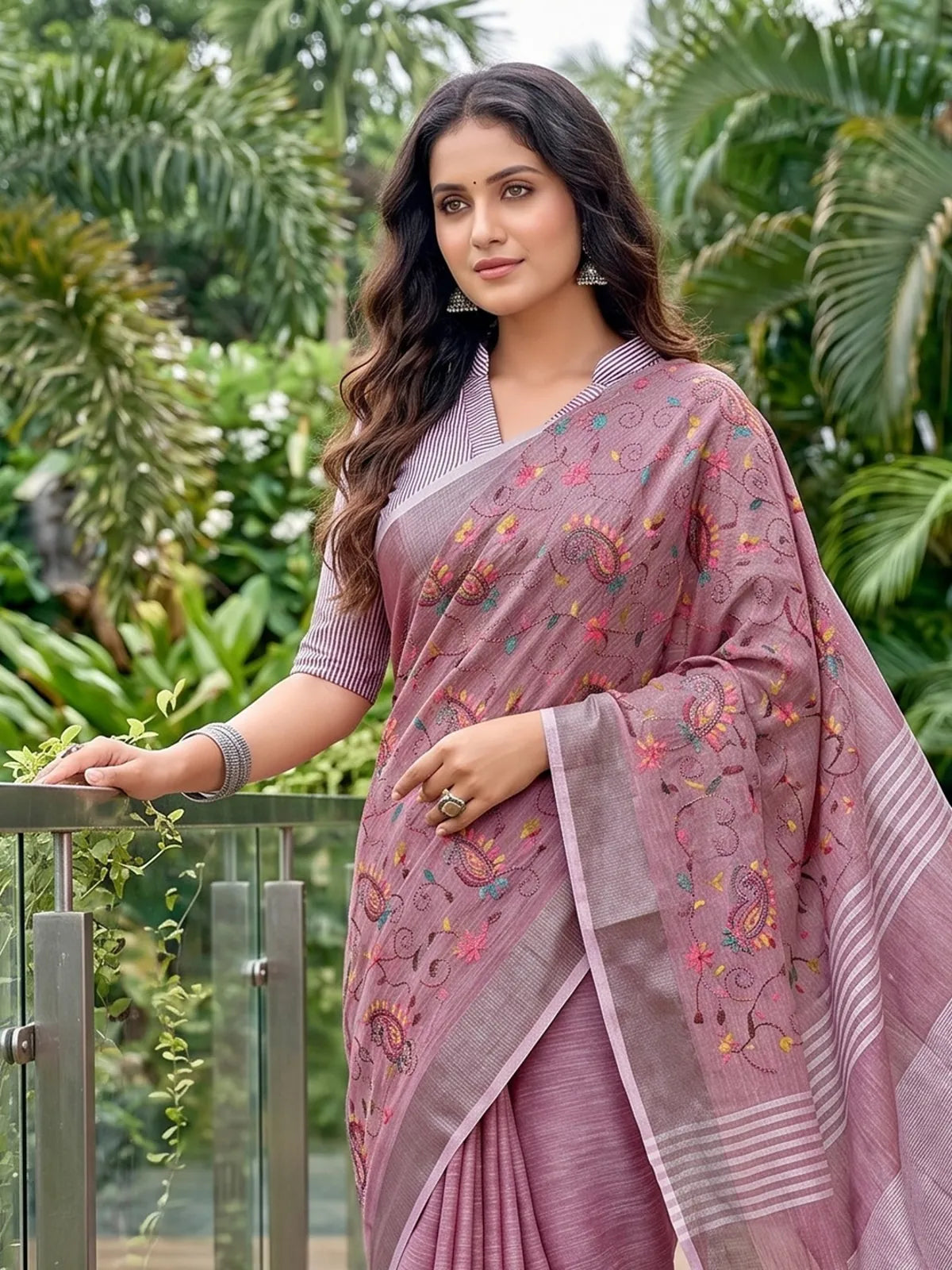 Tarani lavender linen saree with Kashmiri embroidery upper body drape view