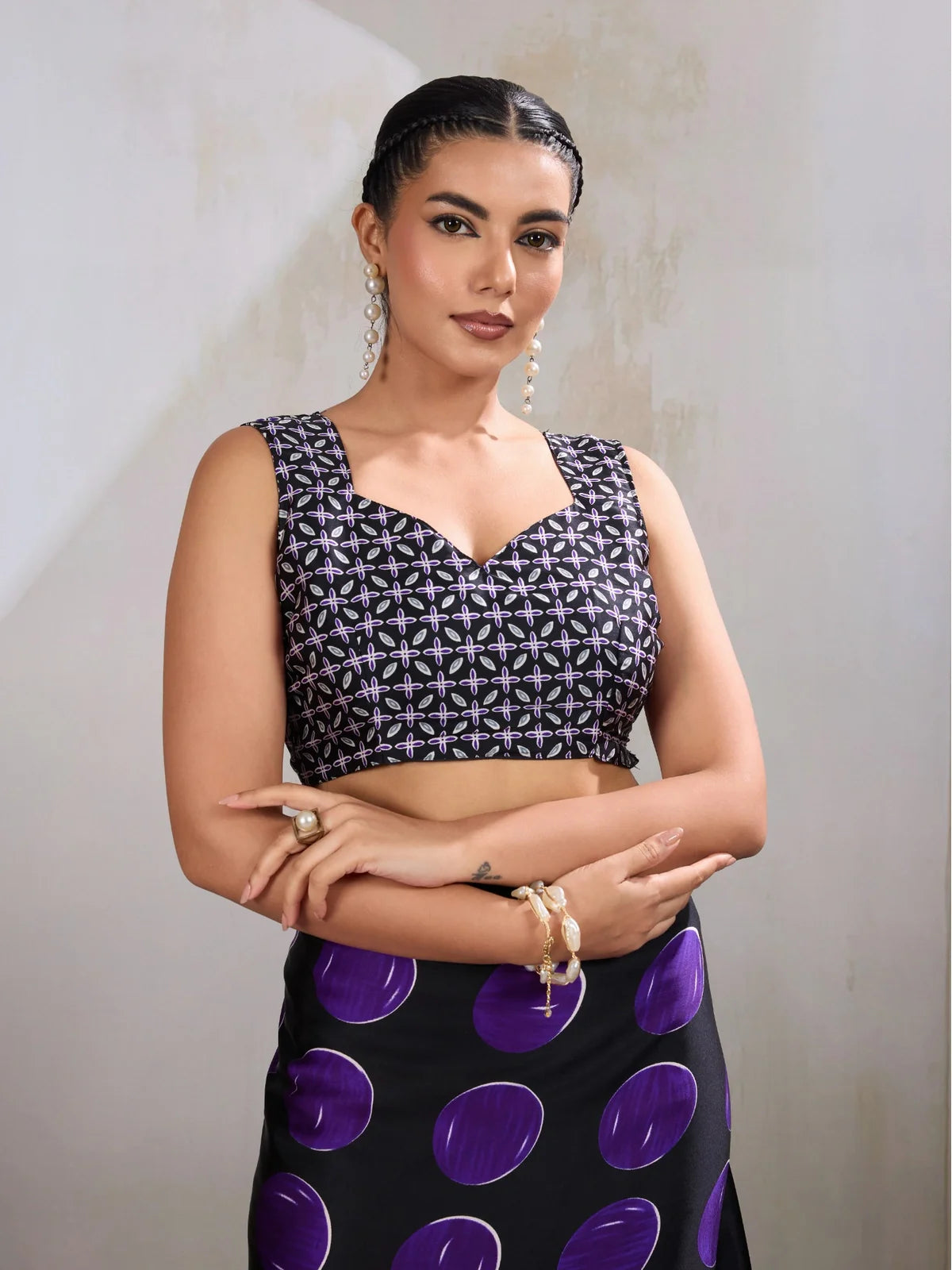 Tarani modal satin black saree fashion shoot alternate angle view 2 for party or festive wear