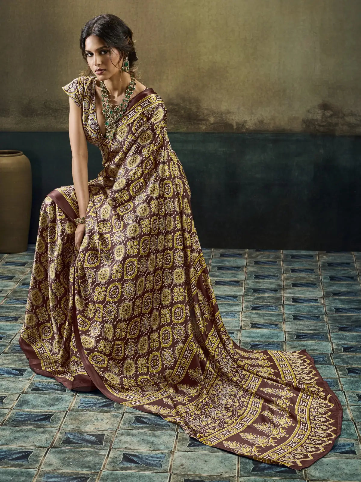 Tarani Aishwika brown Modal Satin Ajrakh print saree pallu view with ornate printed border
