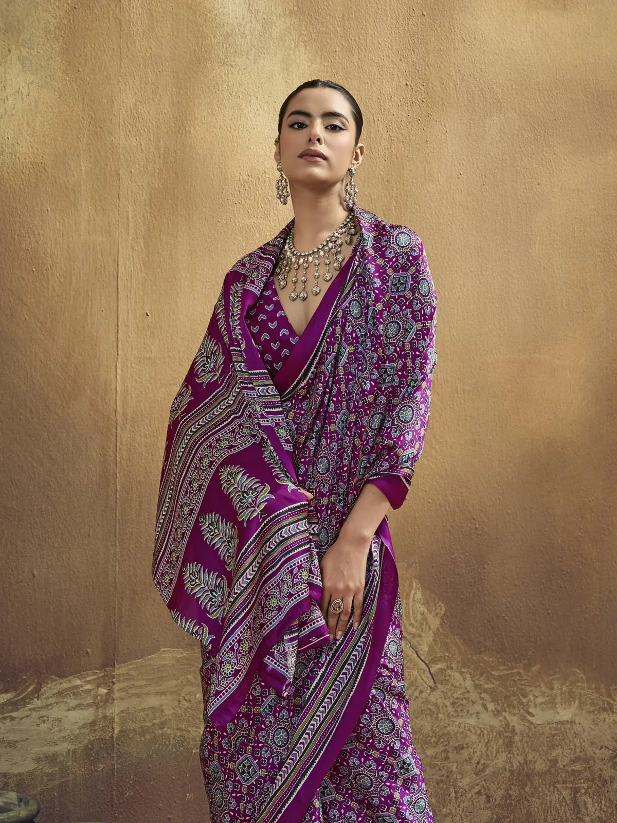 Tarani magenta Ajrakh print saree pallu view with detailed traditional border