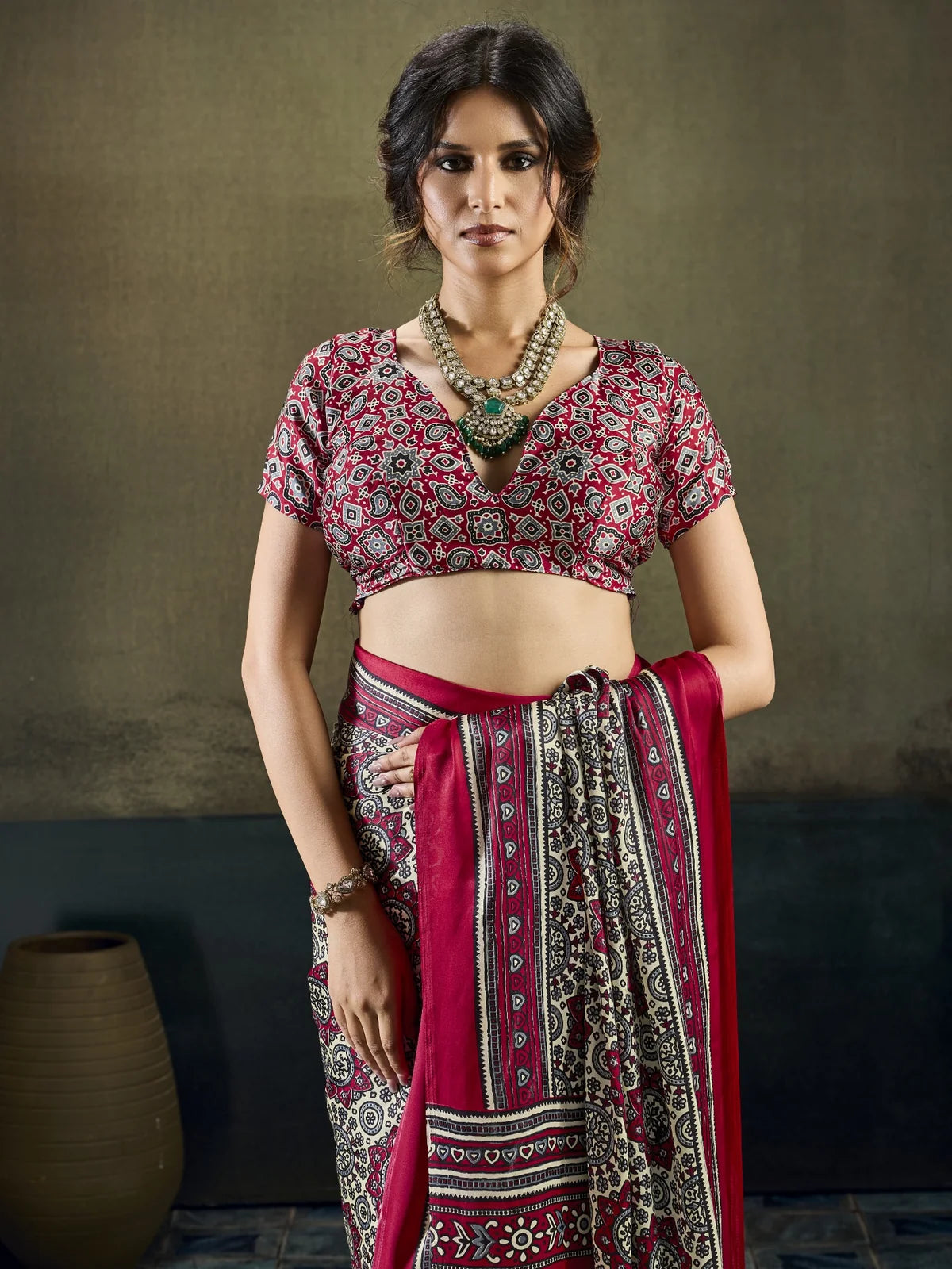 Tarani off white modal satin Ajrakh print saree upper body blouse view