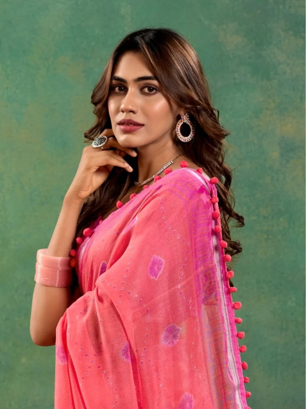 Tarani pink mul mul cotton saree closeup showing upper body detailing and soft drape