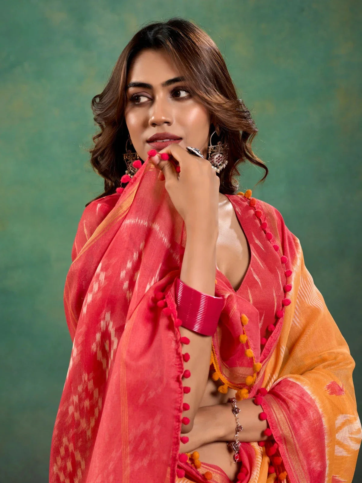 Tarani orange and pink mul mul cotton saree upper body view with detailed blouse