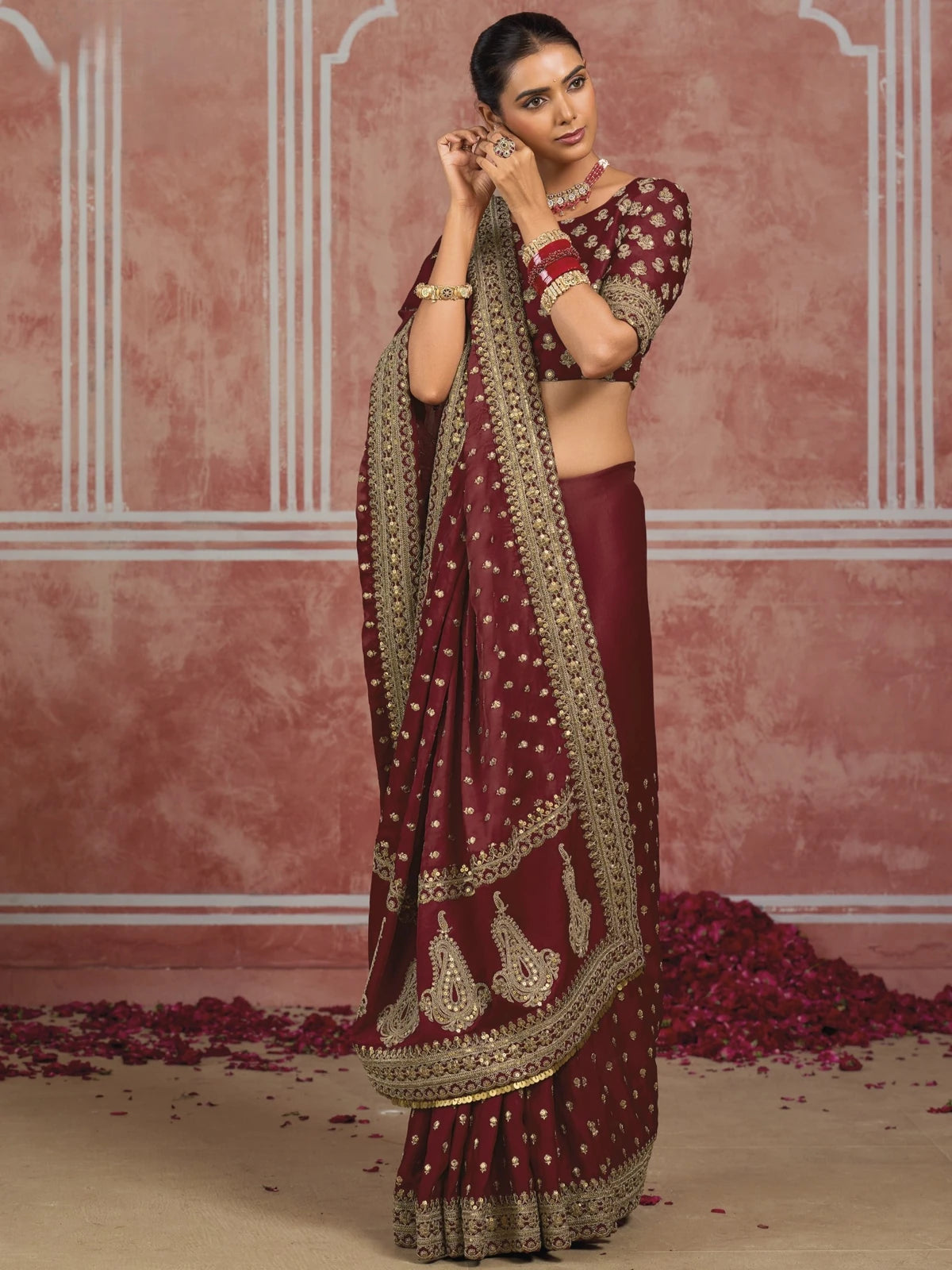 Tarani Pure Munga Silk maroon saree front view elegant pallu and zari work Mayuri