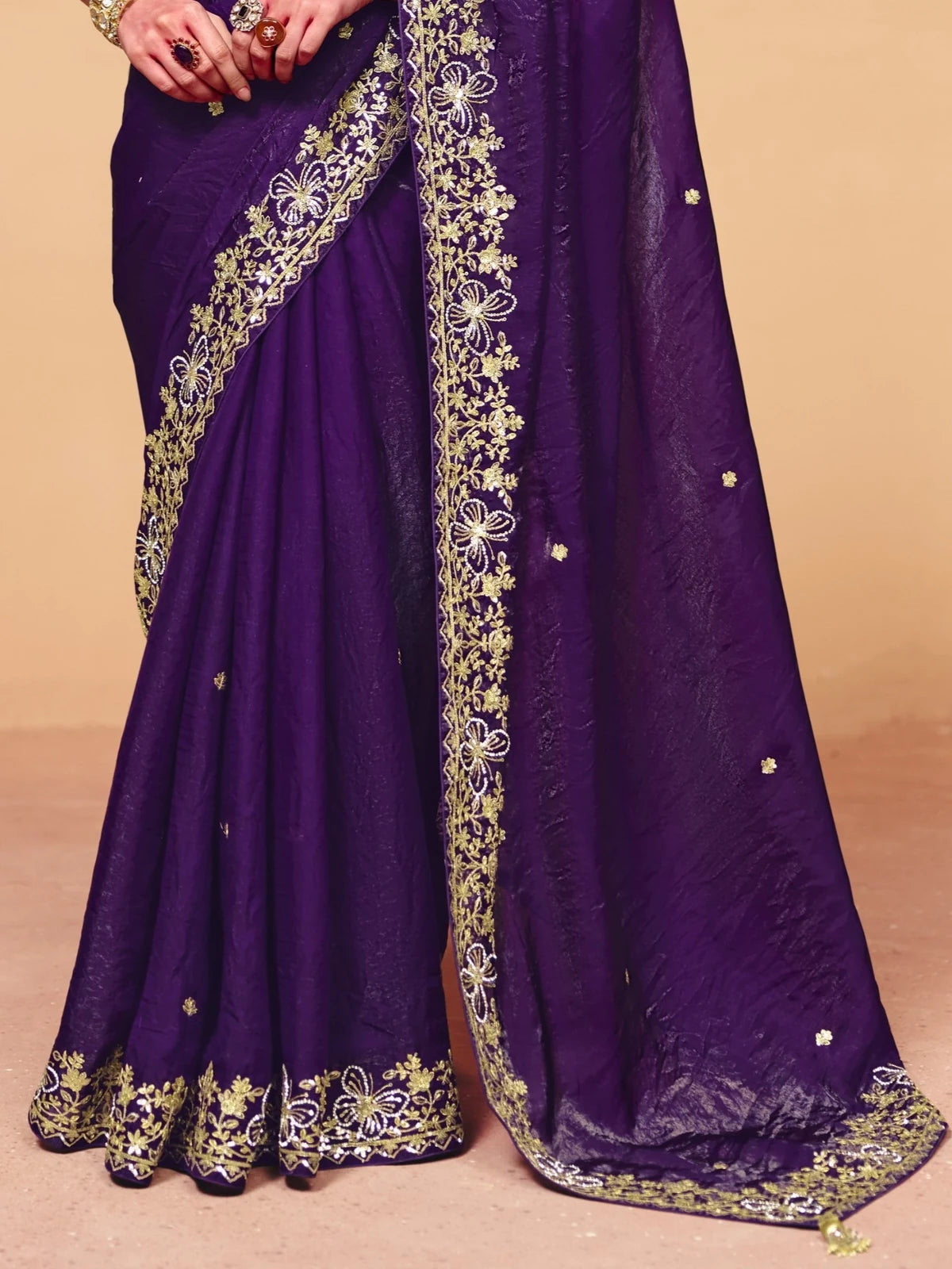 Tarani purple organza satin saree pallu view with intricate sequin embroidery border detailing