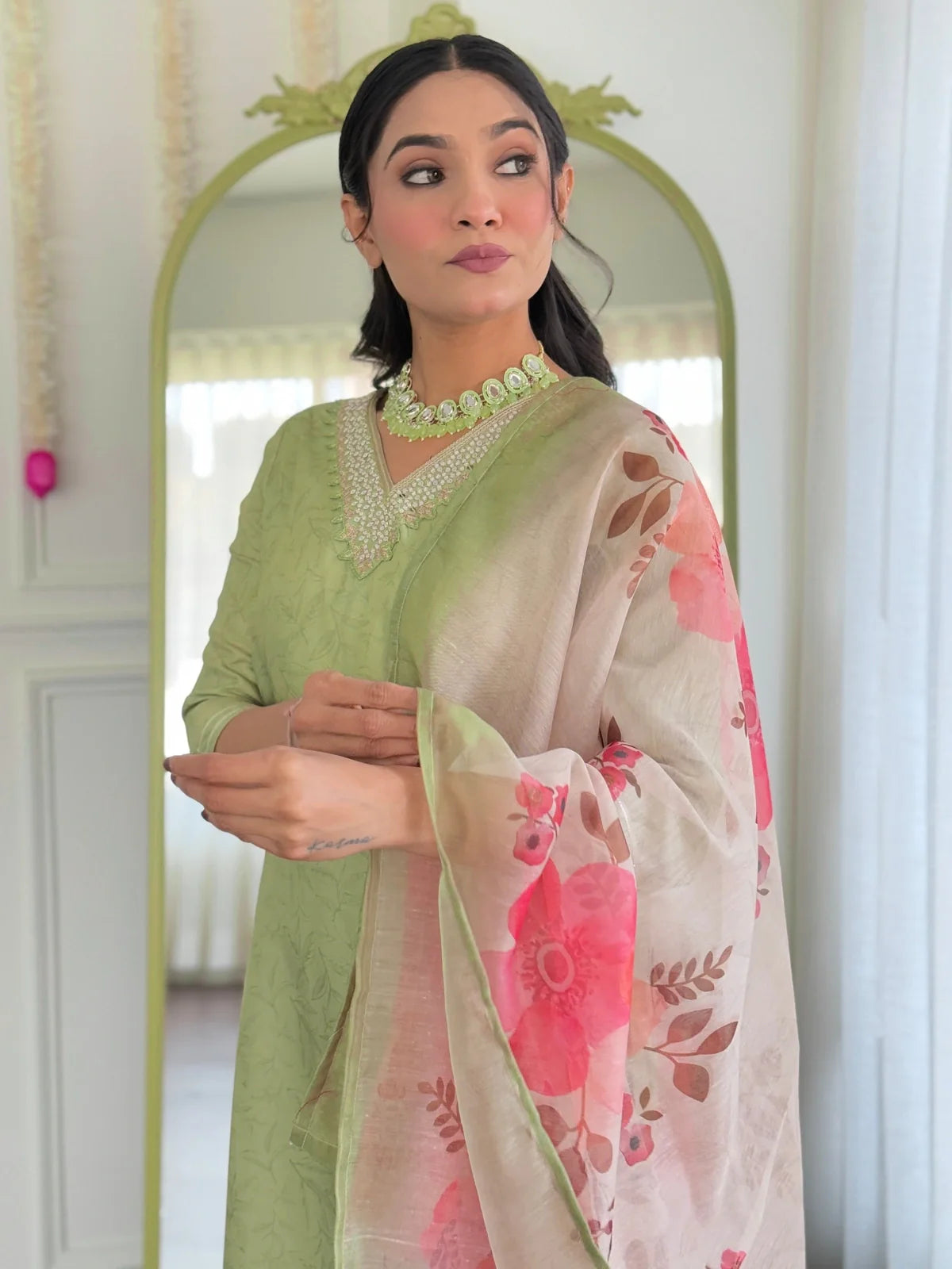 Tarani pista rayon kurti upper body closeup with embroidery and chanderi dupatta