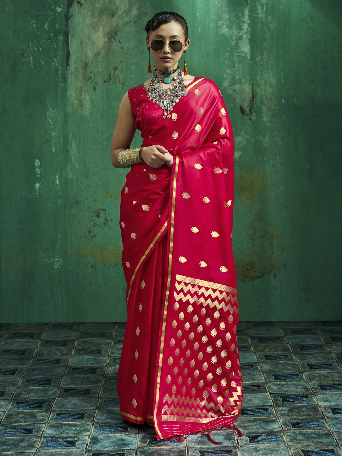 Tarani Kalpita magenta pure satin handloom saree full view with zari woven motifs and elegant pallu for wedding wear