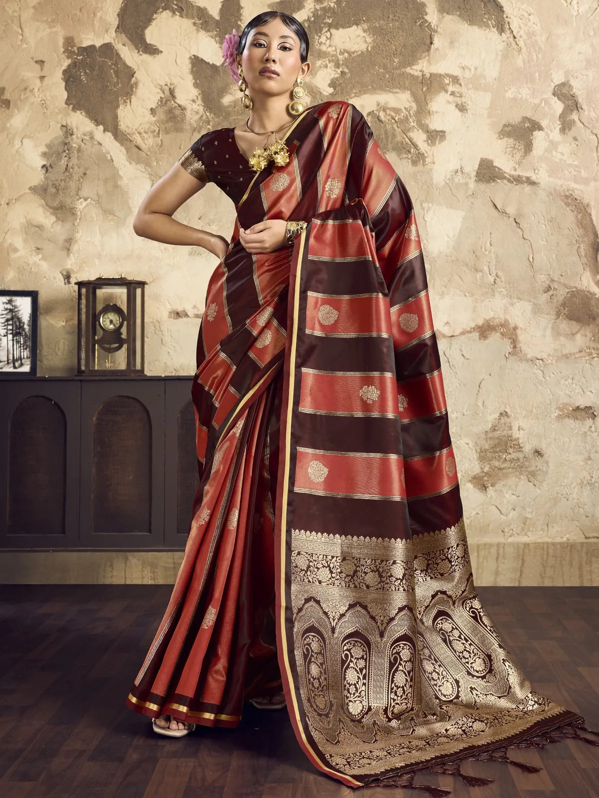 Tarani Pure Satin dual tone maroon handloom saree full view with woven pallu and blouse