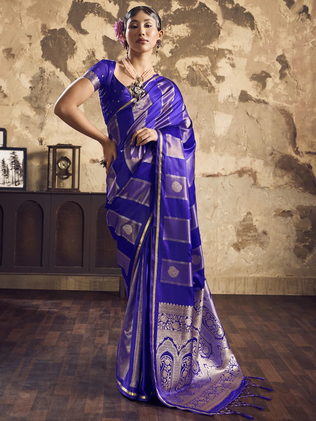 Tarani pure satin purple handloom weaving saree full front view with woven pallu