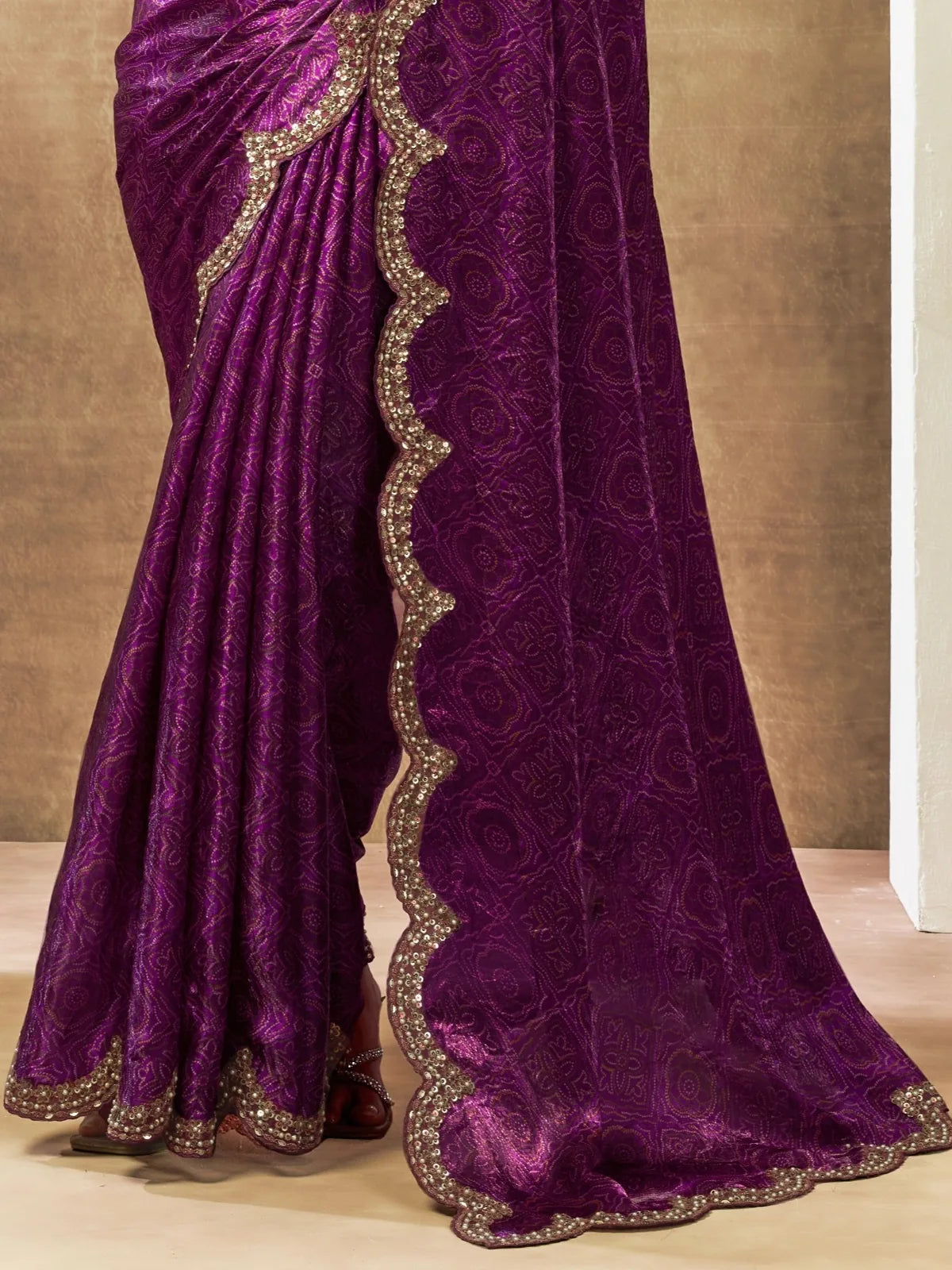 Tarani purple satin silk saree pallu and border detail with Bandhani print Pihu