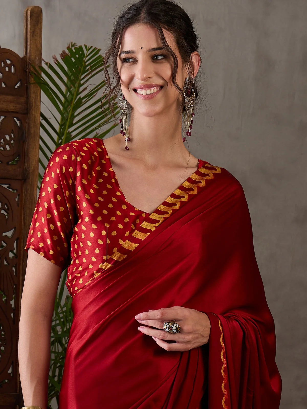 Tarani red semi modal satin printed saree upper body portrait with blouse detail